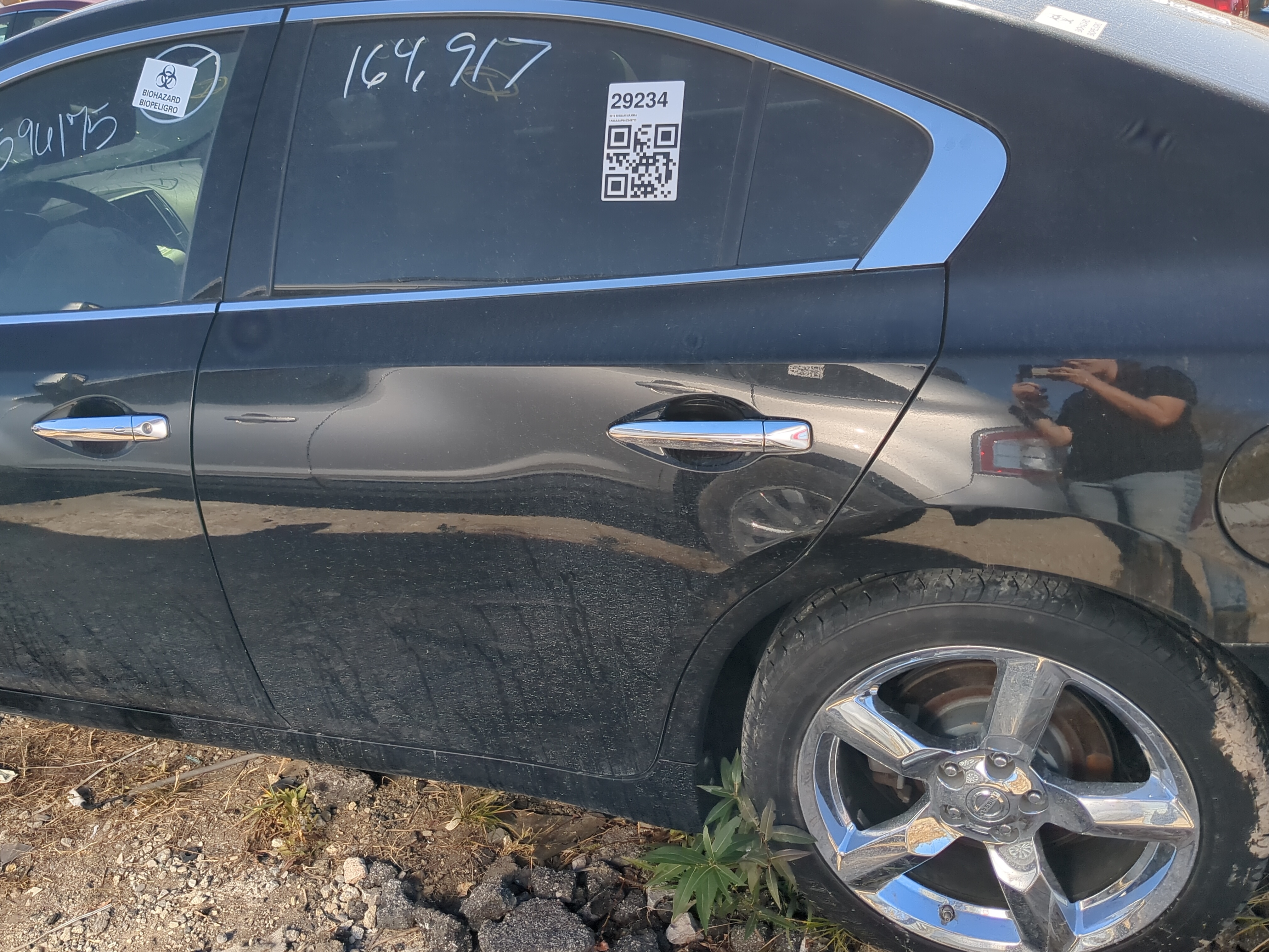 2009-2011 Nissan Maxima Driver Rear Door Oem 1202747 - Oemusedautoparts1.com