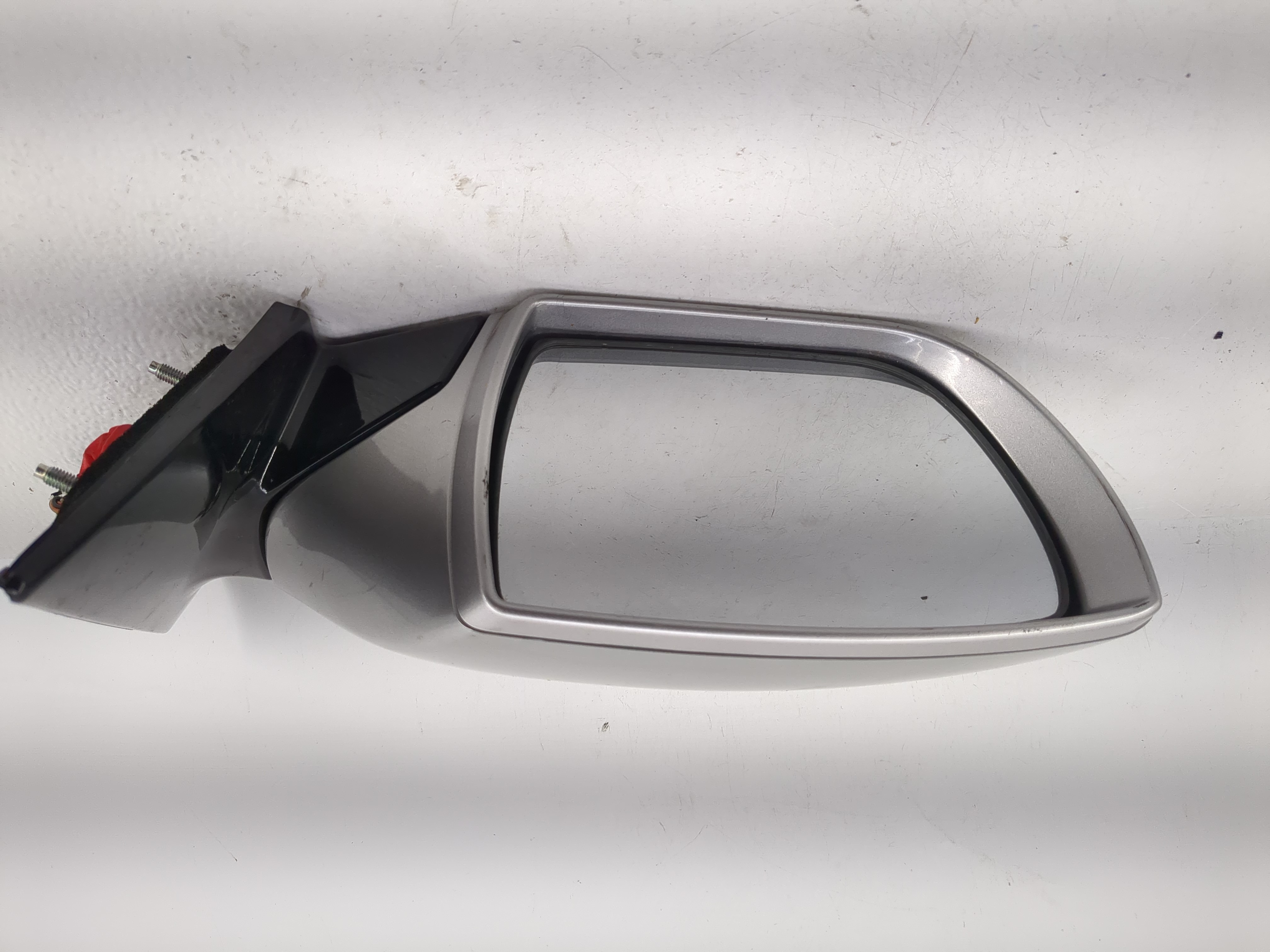 2012-2013 Hyundai Azera Driver Left Side View Power Door Mirror Silver 1202757 - Oemusedautoparts1.com