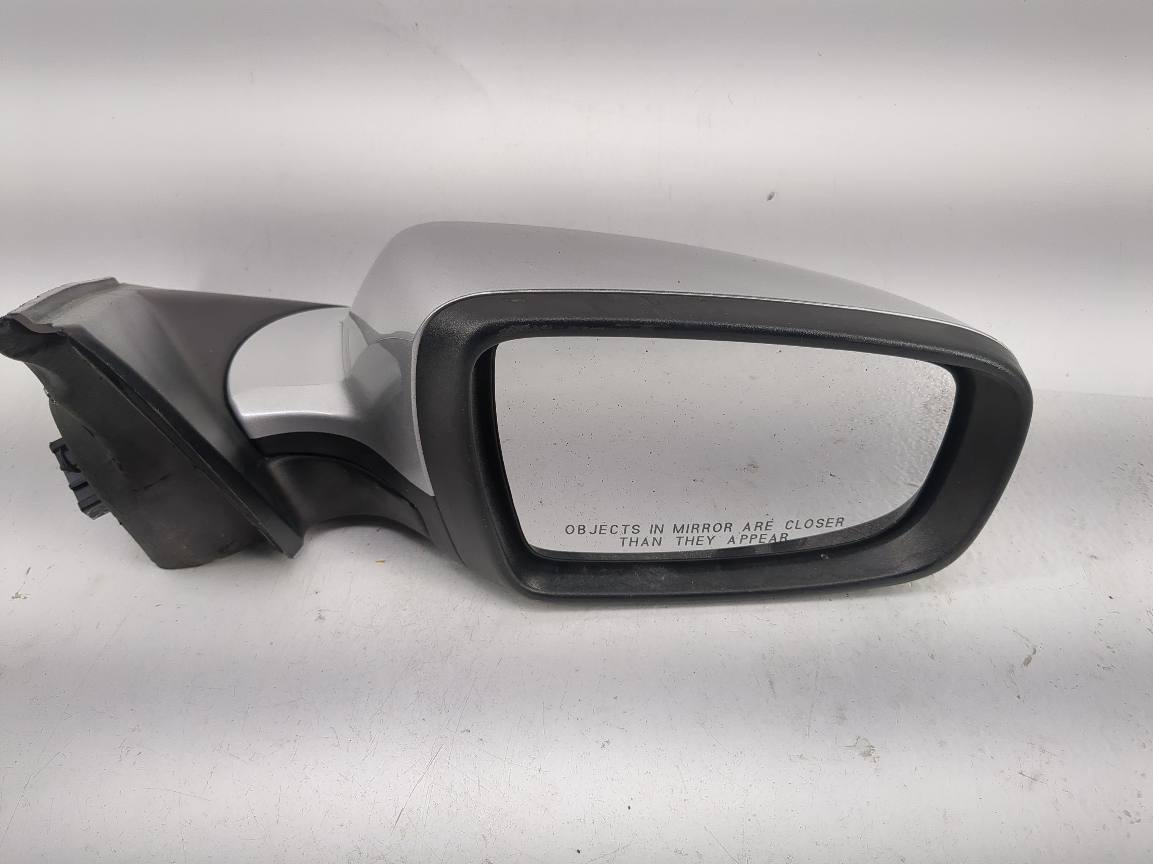 2013-2016 Buick Lacrosse Passenger Right Side View Power Door Mirror 1202762 - Oemusedautoparts1.com
