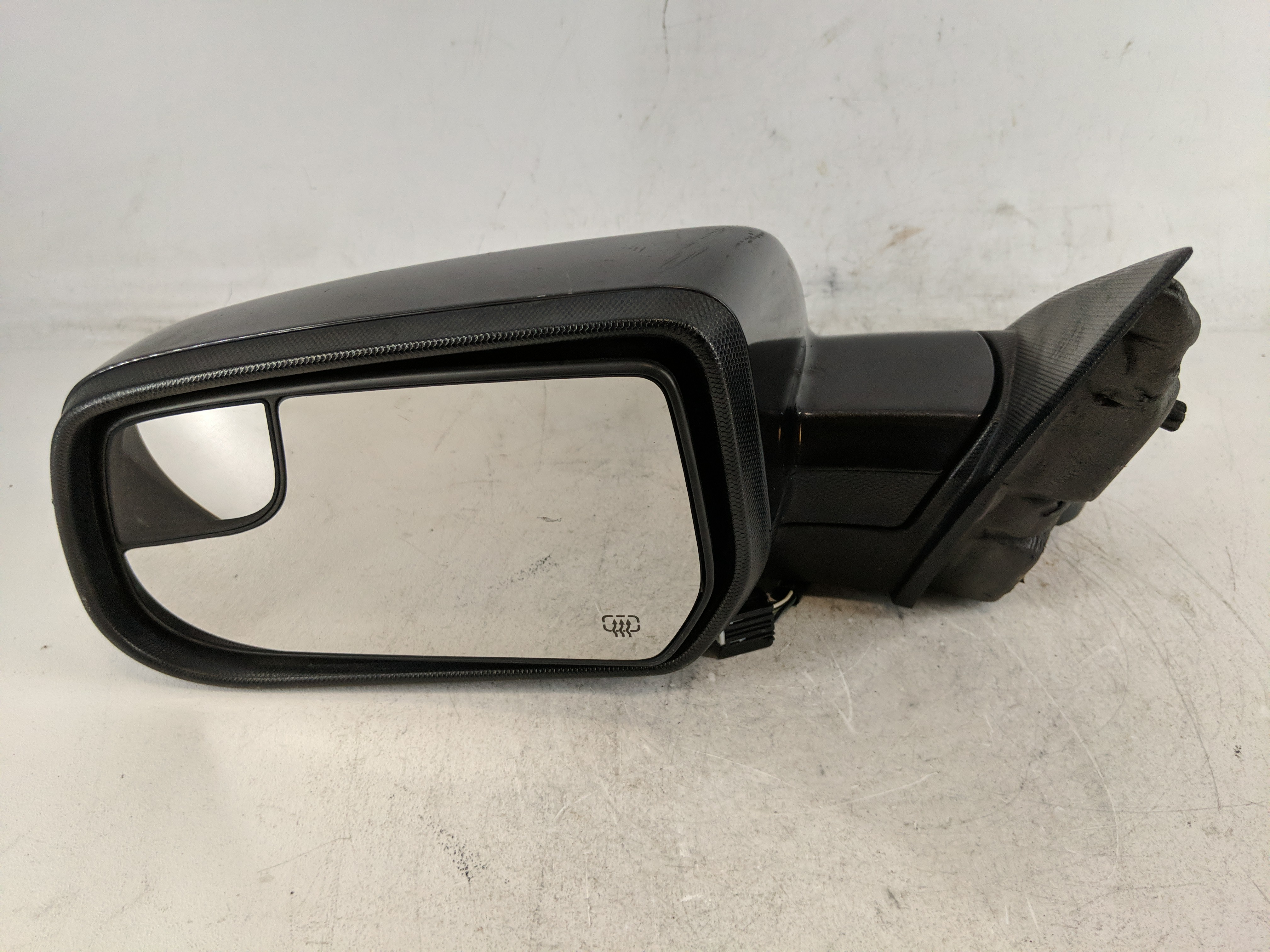 2011-2014 Chevrolet Equinox Passenger Right Side View Power Door Mirror 1202768 - Oemusedautoparts1.com