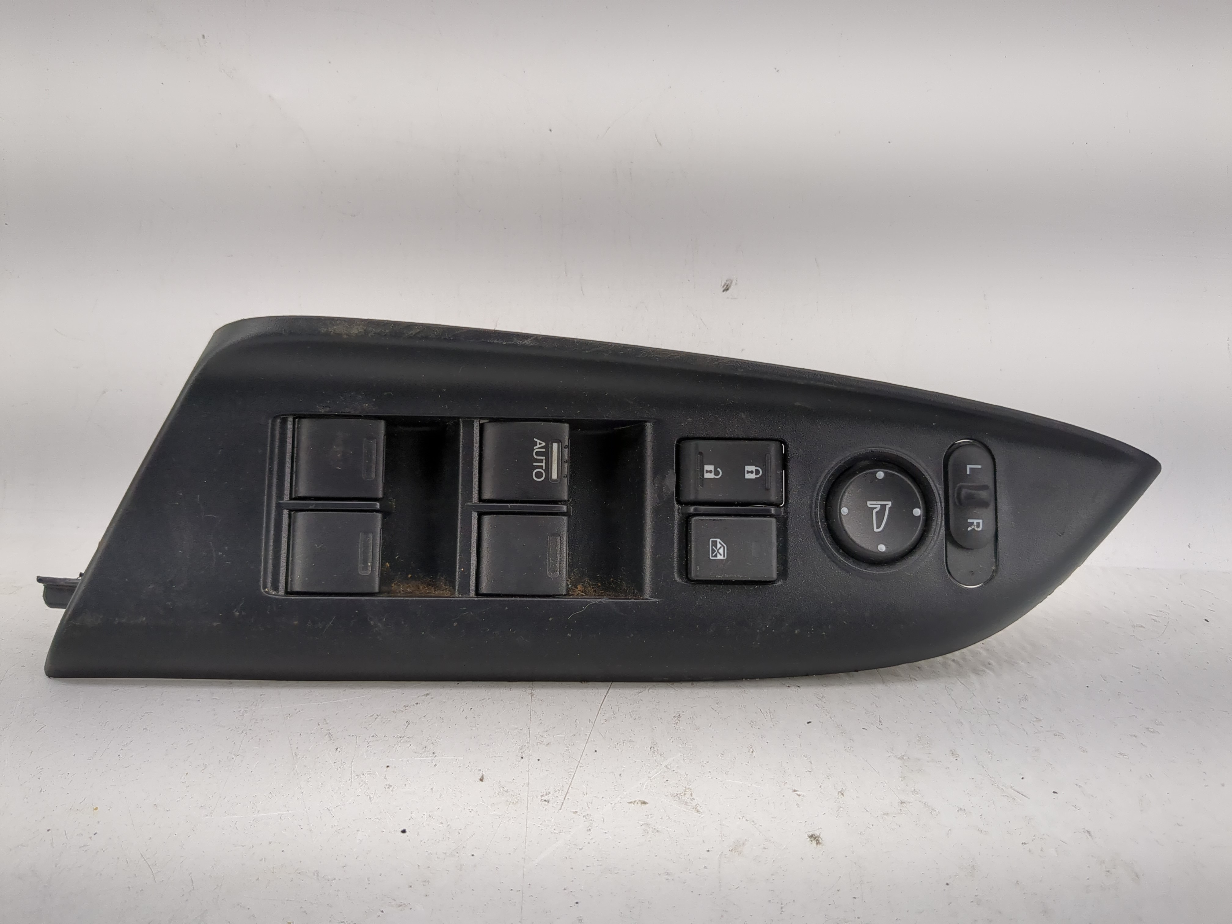 2015-2020 Honda Fit Driver Left Door Master Power Window Switch 1202888 - Oemusedautoparts1.com