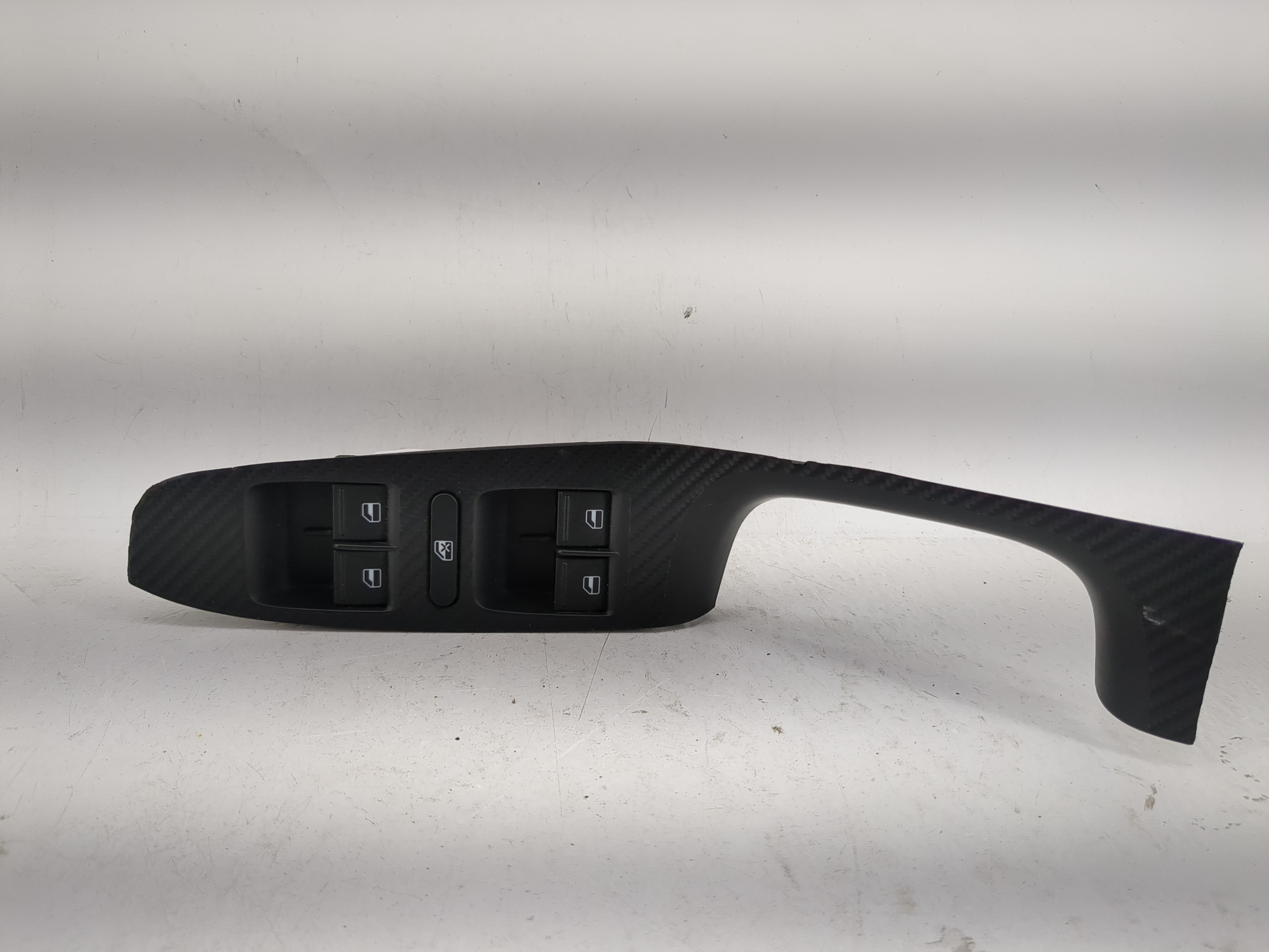 2011-2018 Volkswagen Jetta Driver Left Door Master Power Window Switch 1202890 - Oemusedautoparts1.com
