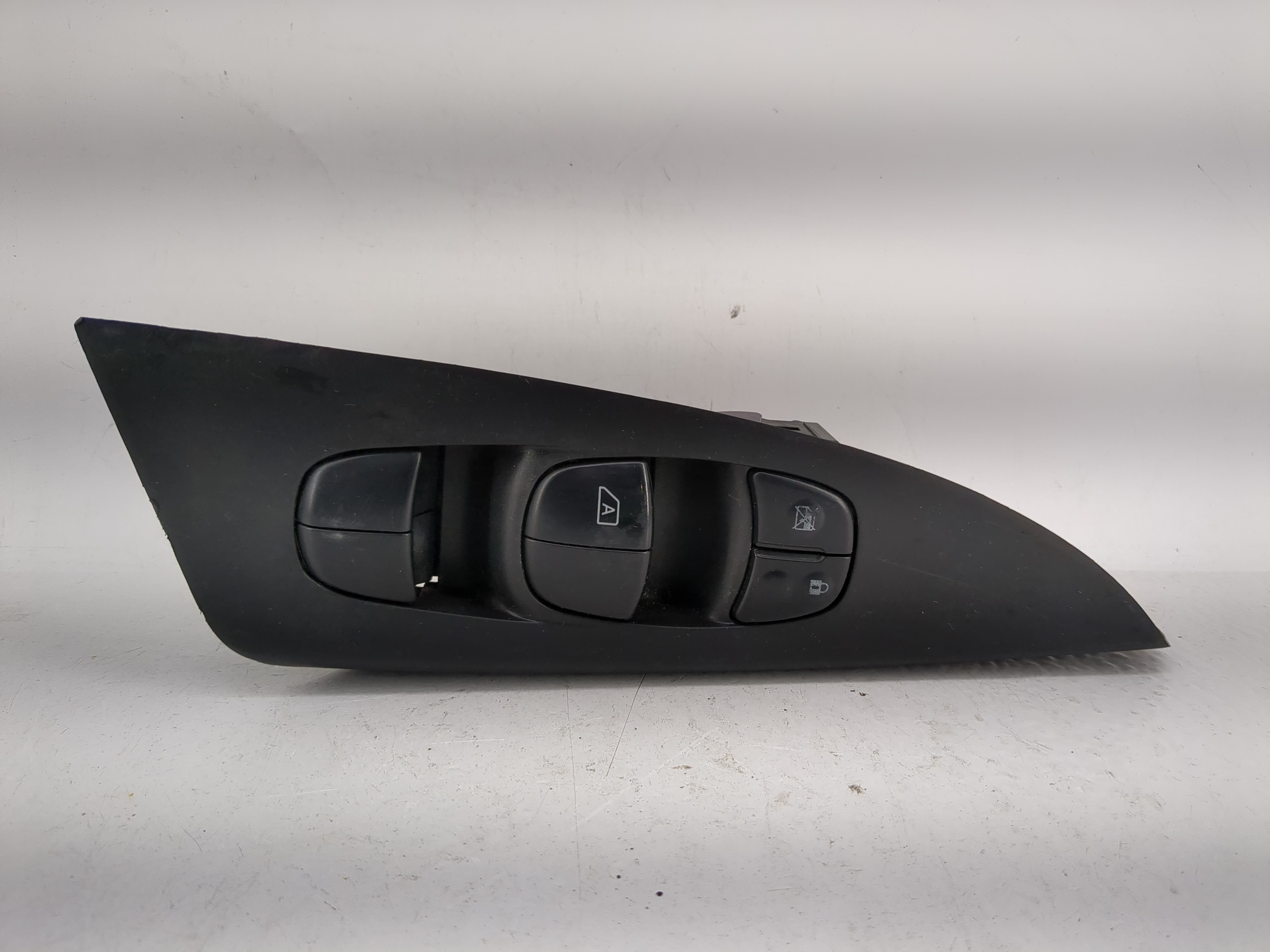 2013-2019 Nissan Sentra Driver Left Door Master Power Window Switch 1202891 - Oemusedautoparts1.com