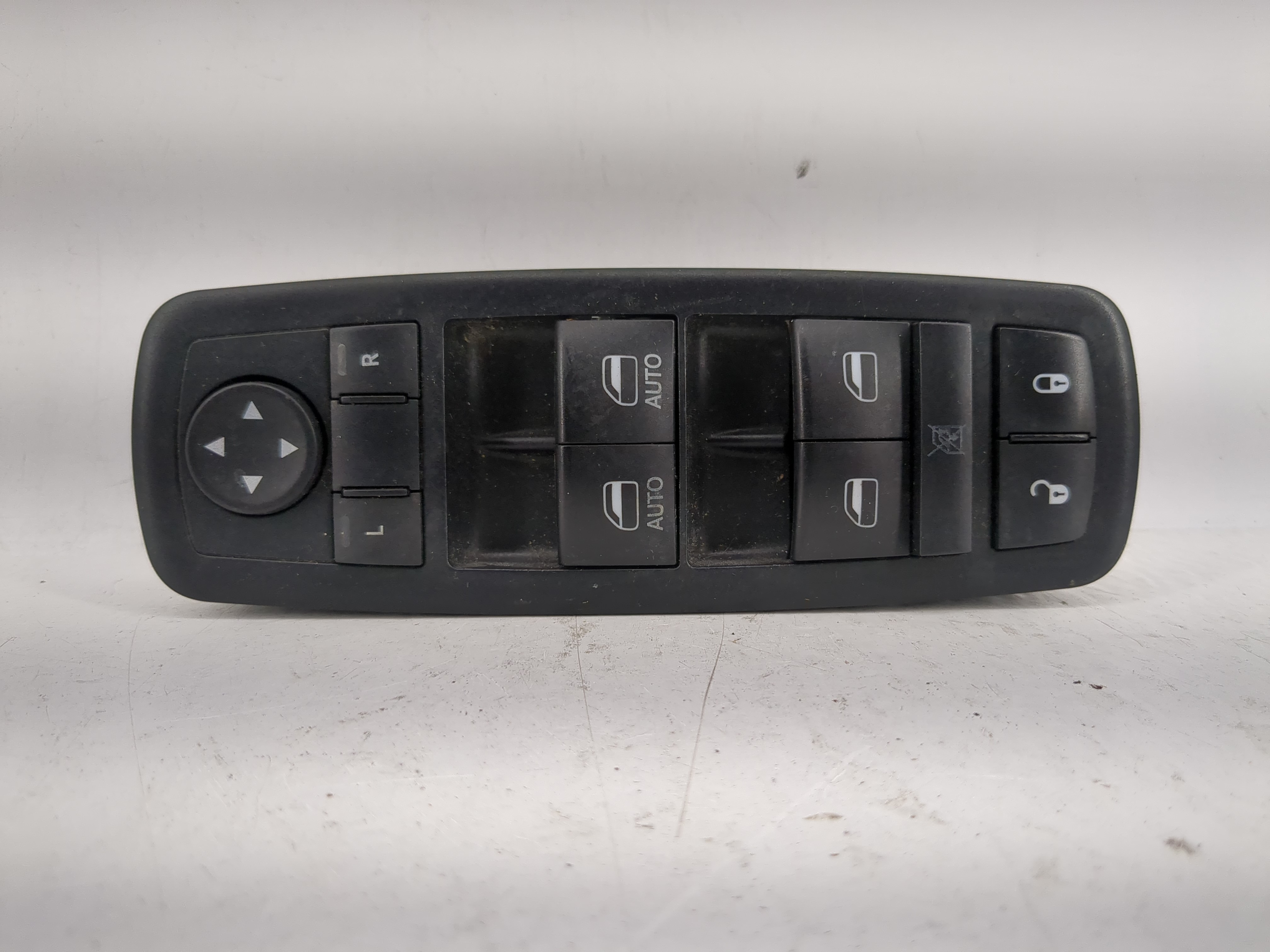 2012 Chrysler Town & Country Driver Left Door Master Power Window Switch 1202893 - Oemusedautoparts1.com