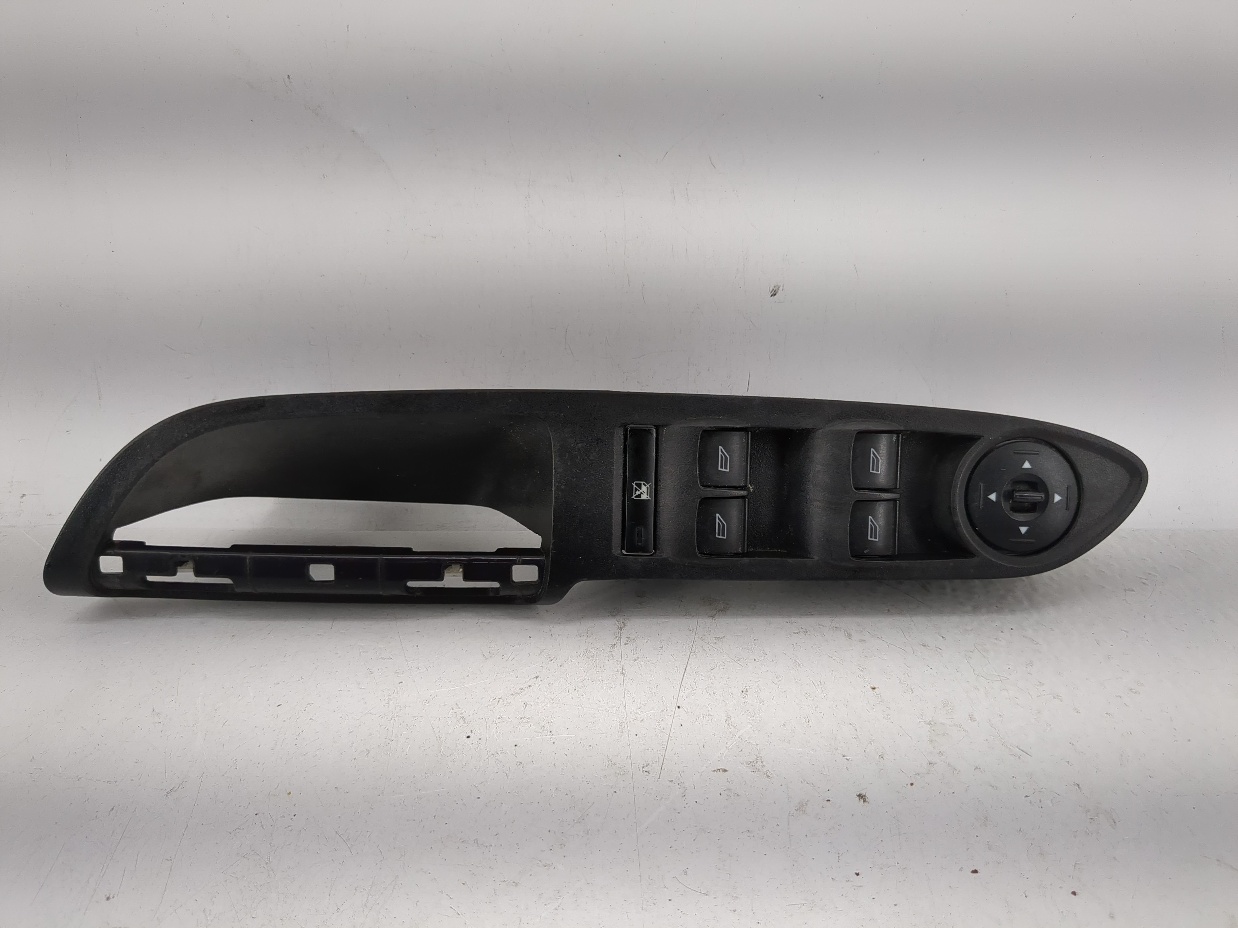 2013-2016 Ford Escape Driver Left Door Master Power Window Switch 1202931 - Oemusedautoparts1.com