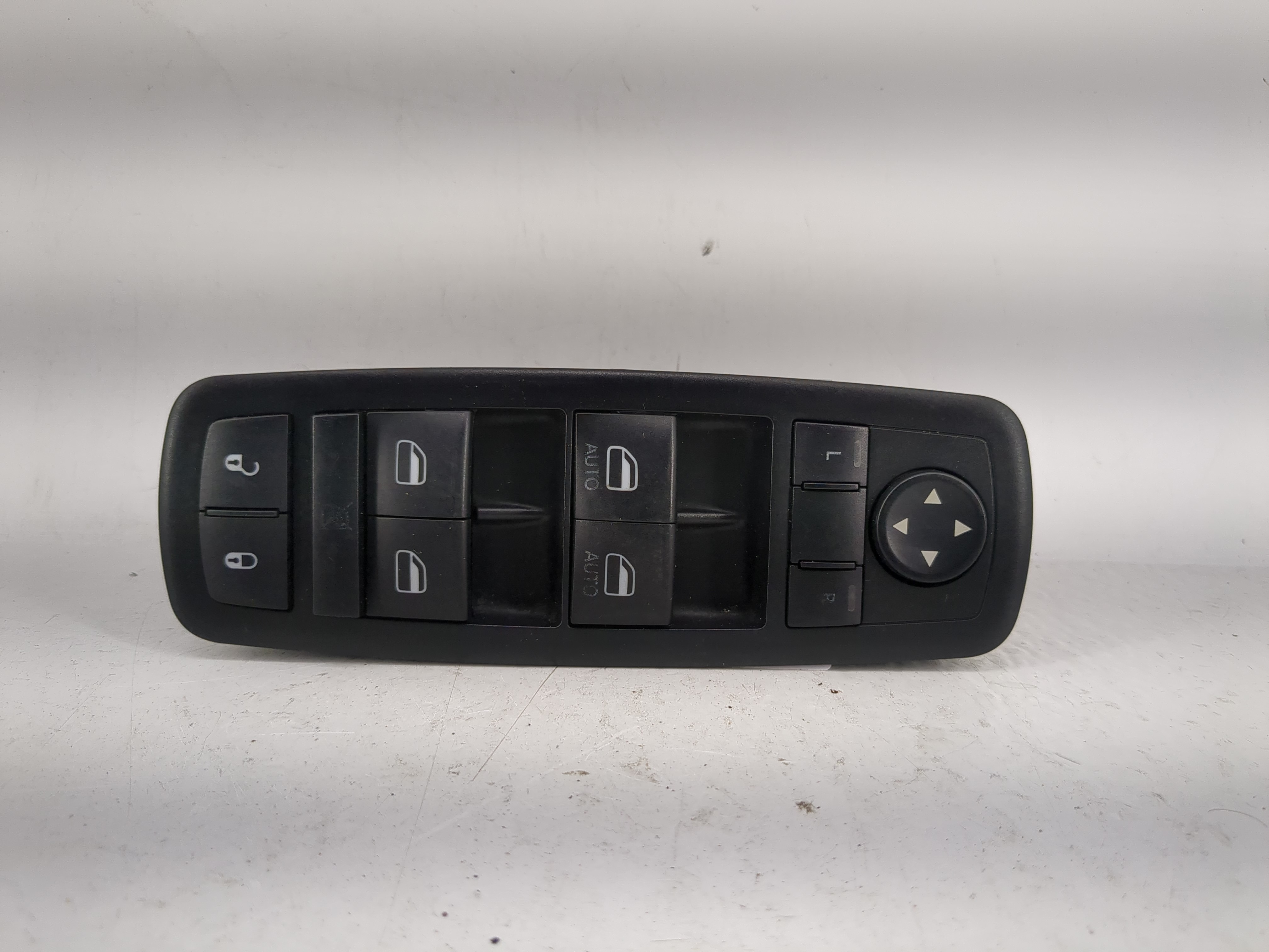 Dodge Caravan Driver Left Door Master Power Window Switch 68110871aa 1202943 - Oemusedautoparts1.com