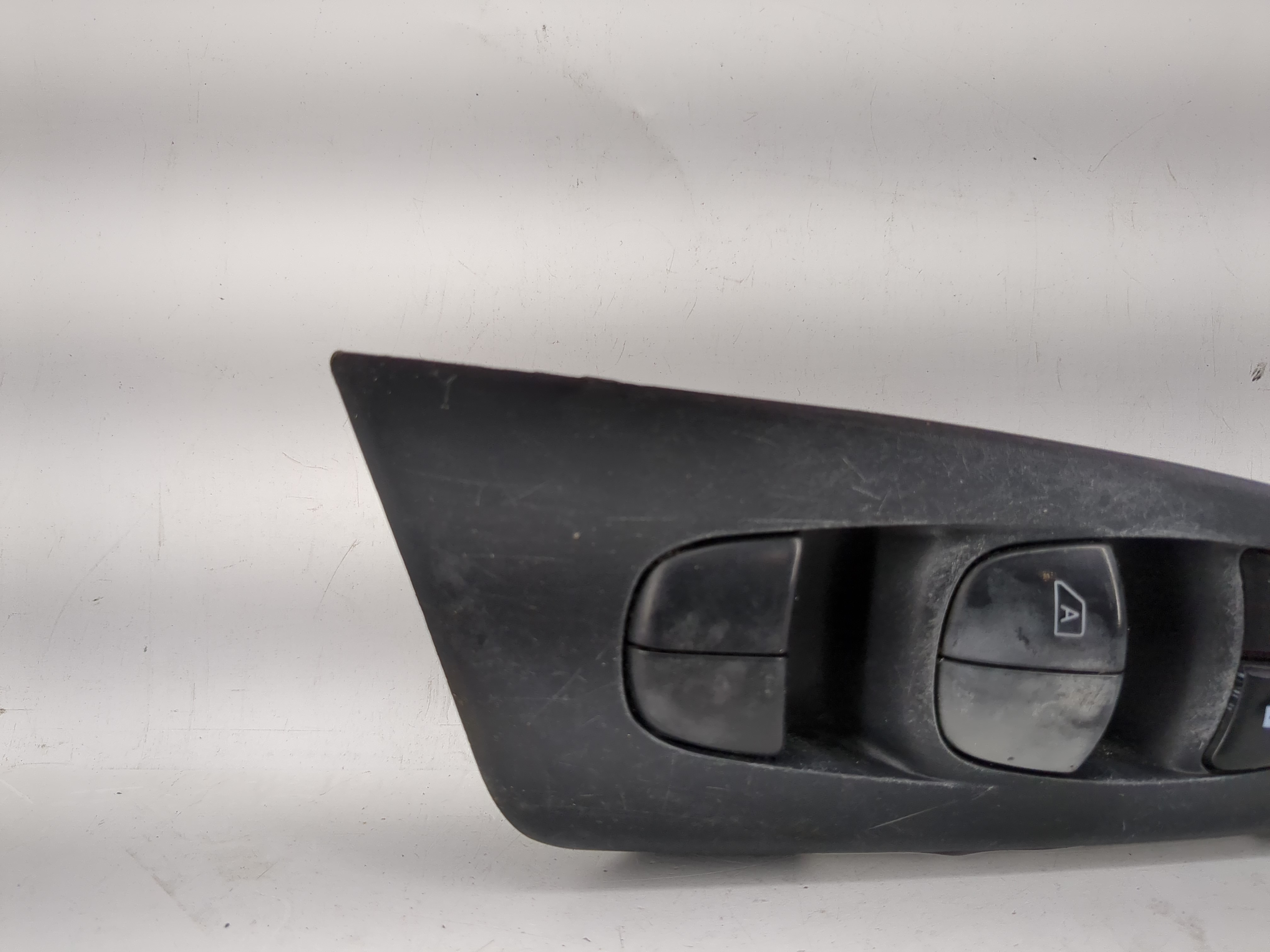 2013-2019 Nissan Sentra Driver Left Door Master Power Window Switch 1202958 - Oemusedautoparts1.com