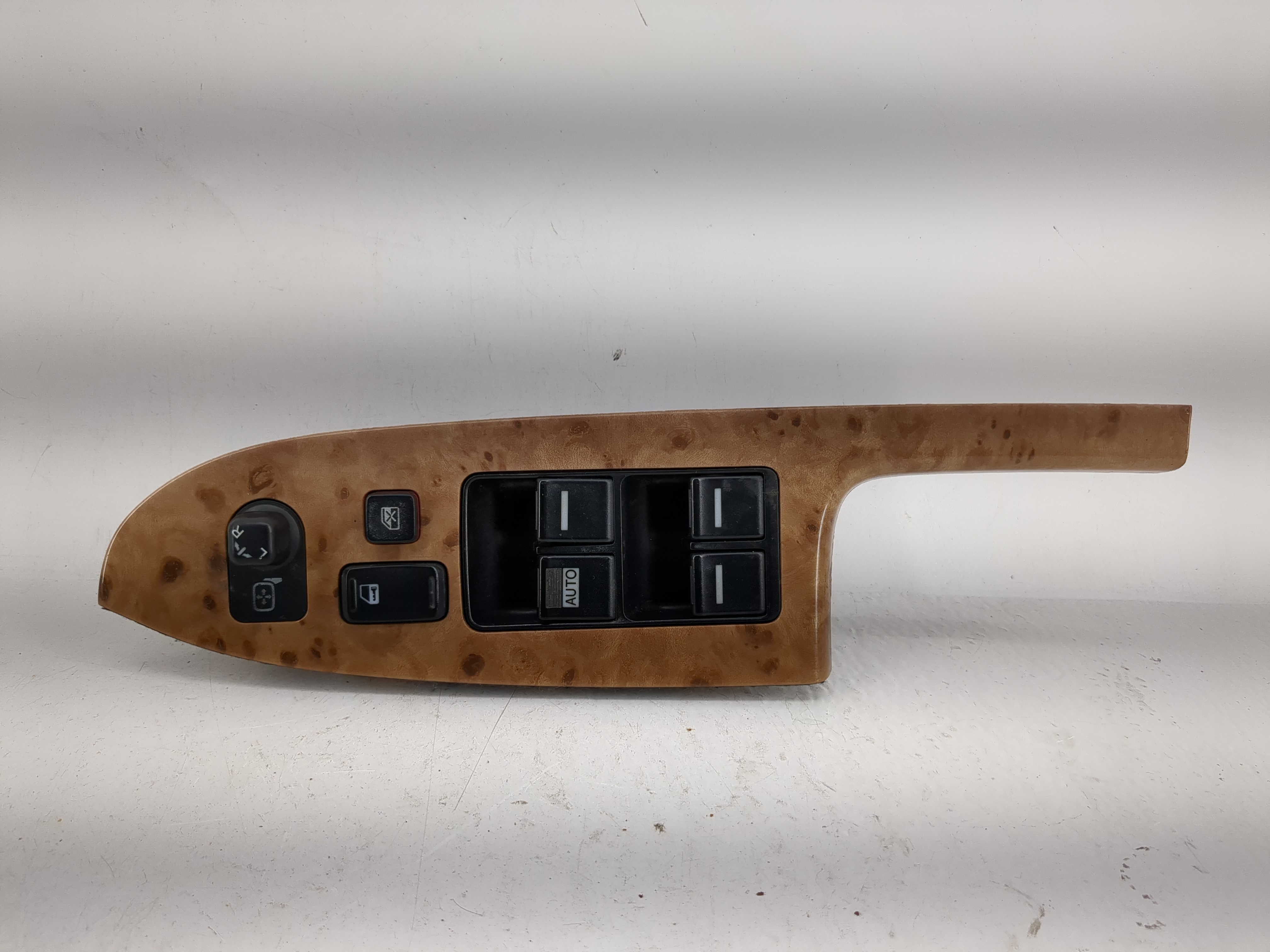 2004-2005 Honda Accord Driver Left Door Master Power Window Switch 1202970 - Oemusedautoparts1.com