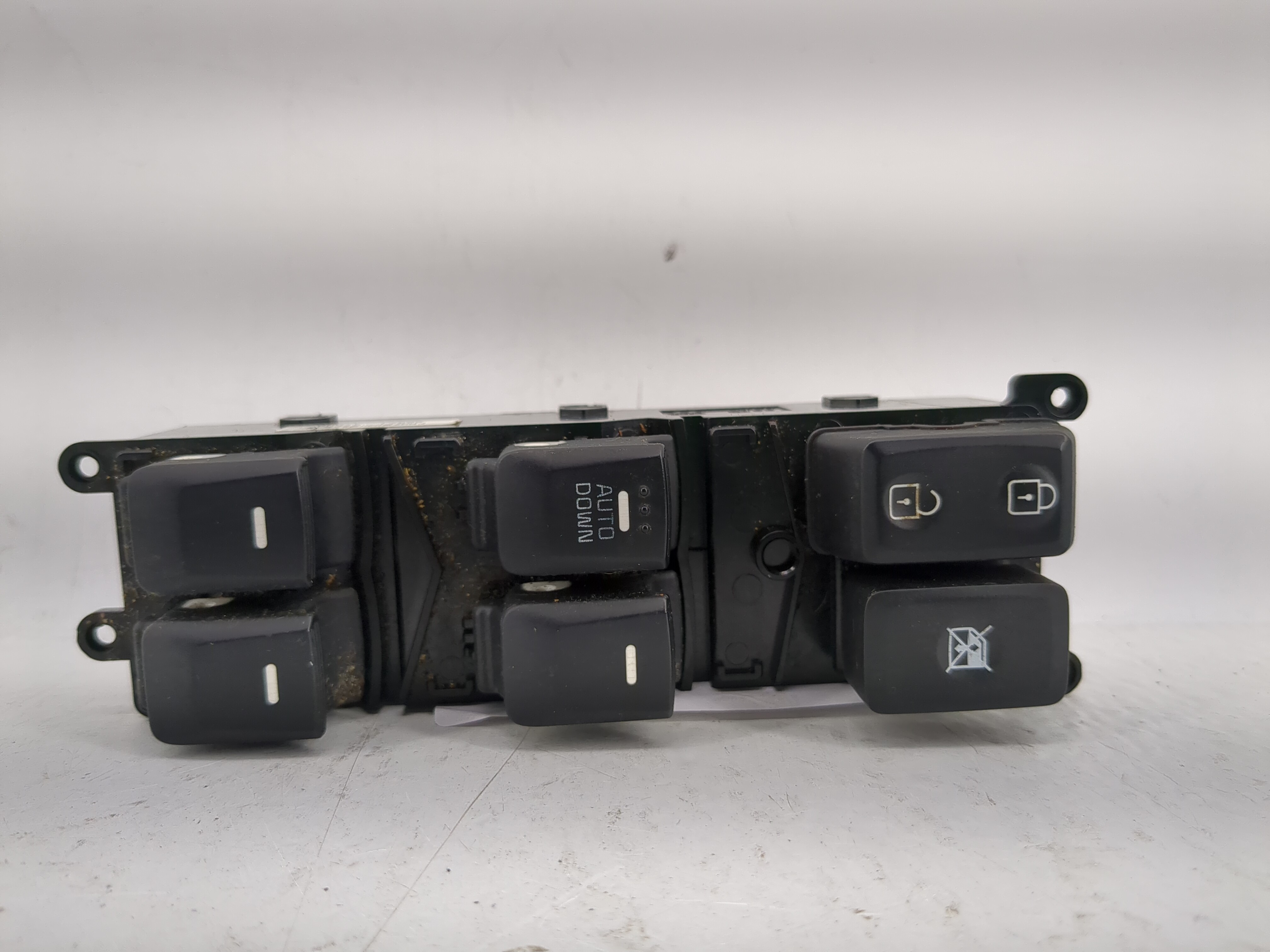 2014-2018 Kia Forte Driver Left Door Master Power Window Switch 1202977 - Oemusedautoparts1.com