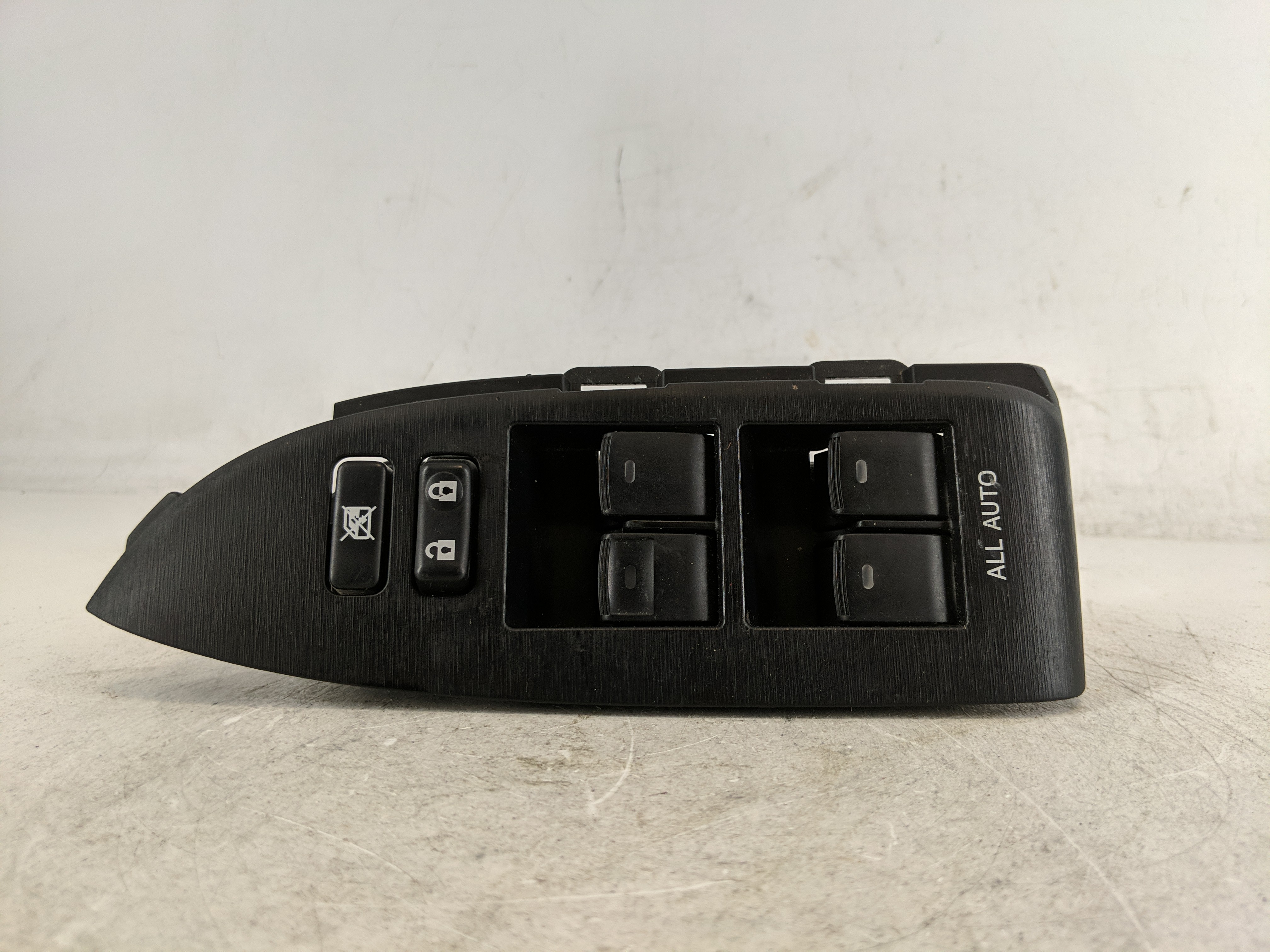 2015 Toyota Prius Driver Left Door Master Power Window Switch 1203114 - Oemusedautoparts1.com