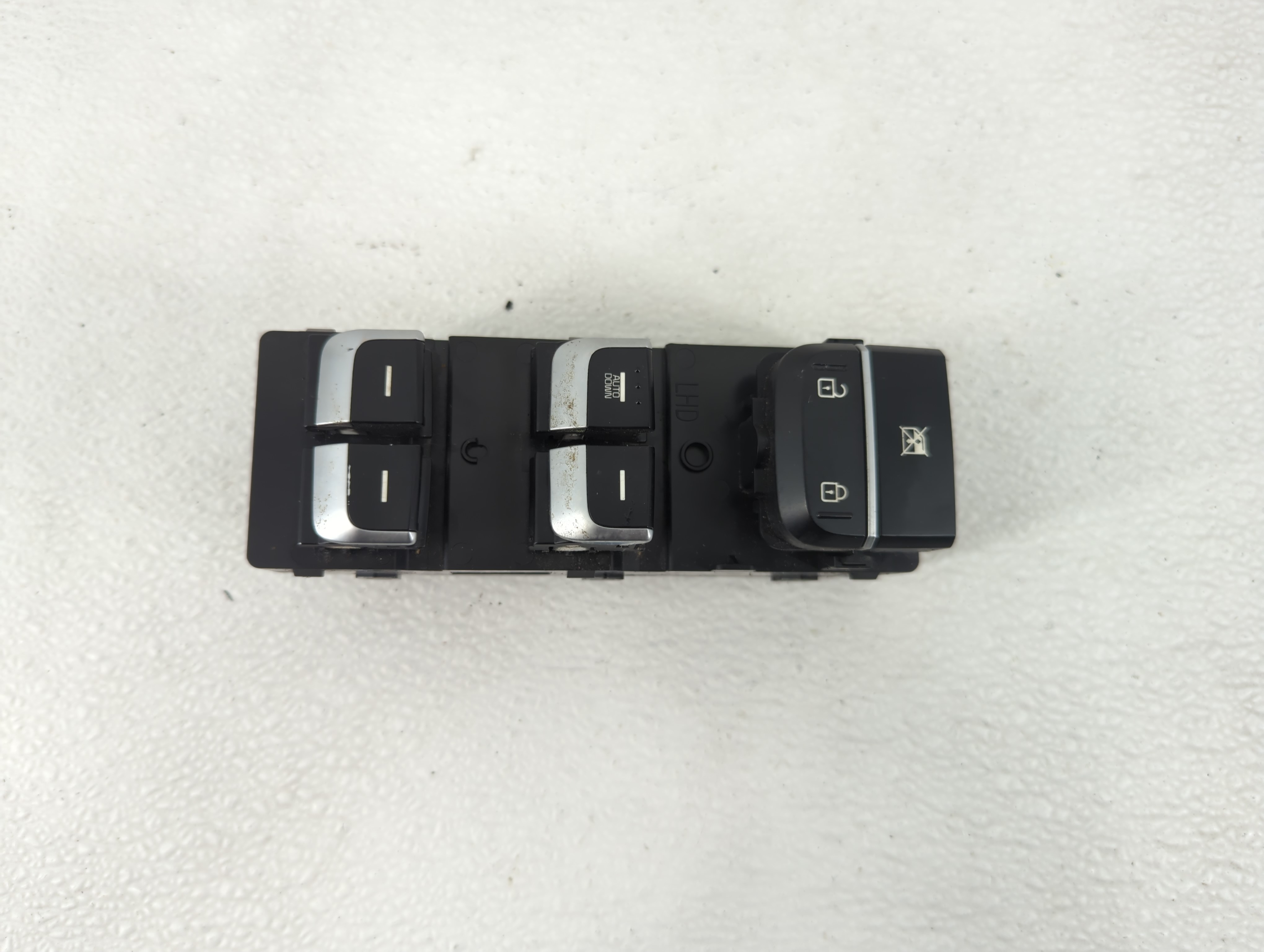 Picture of 2016-2020 Kia Optima Driver Left Door Master Power Window Switch 1203194