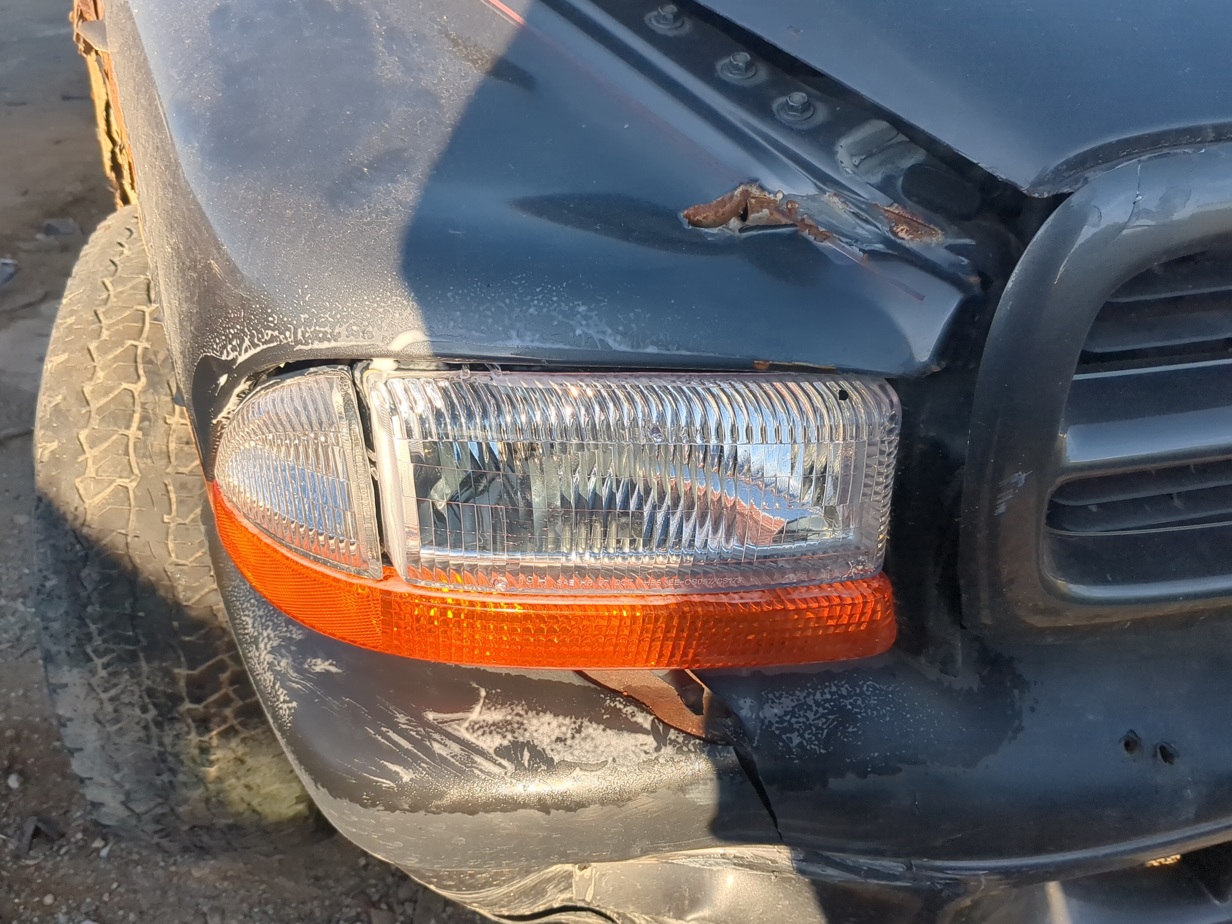 1997-2004 Dodge Dakota Passenger Right Oem Head Light Headlight Lamp 1203385 - Oemusedautoparts1.com