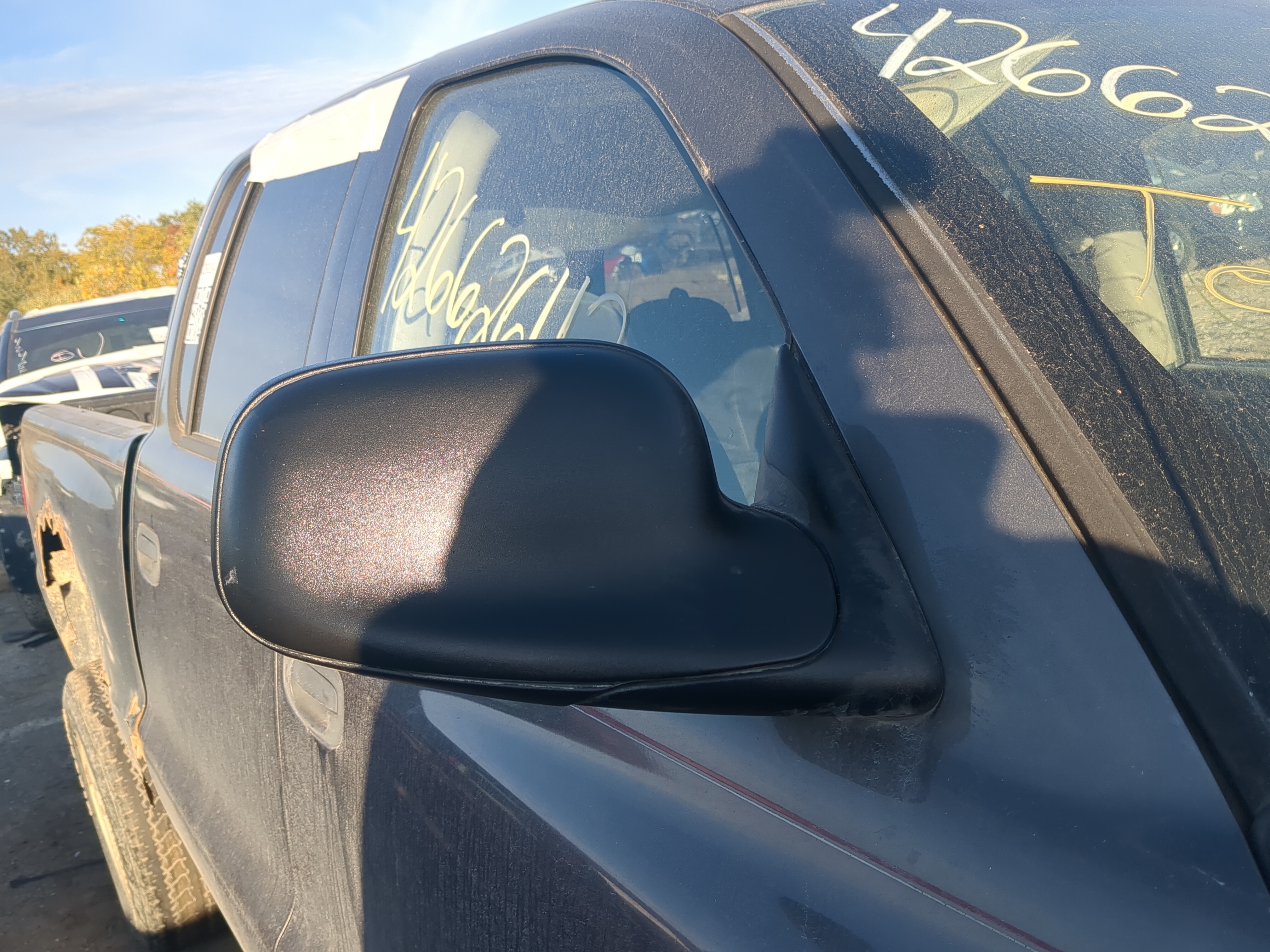 2001-2004 Dodge Dakota Passenger Right Side View Power Door Mirror 1203512 - Oemusedautoparts1.com
