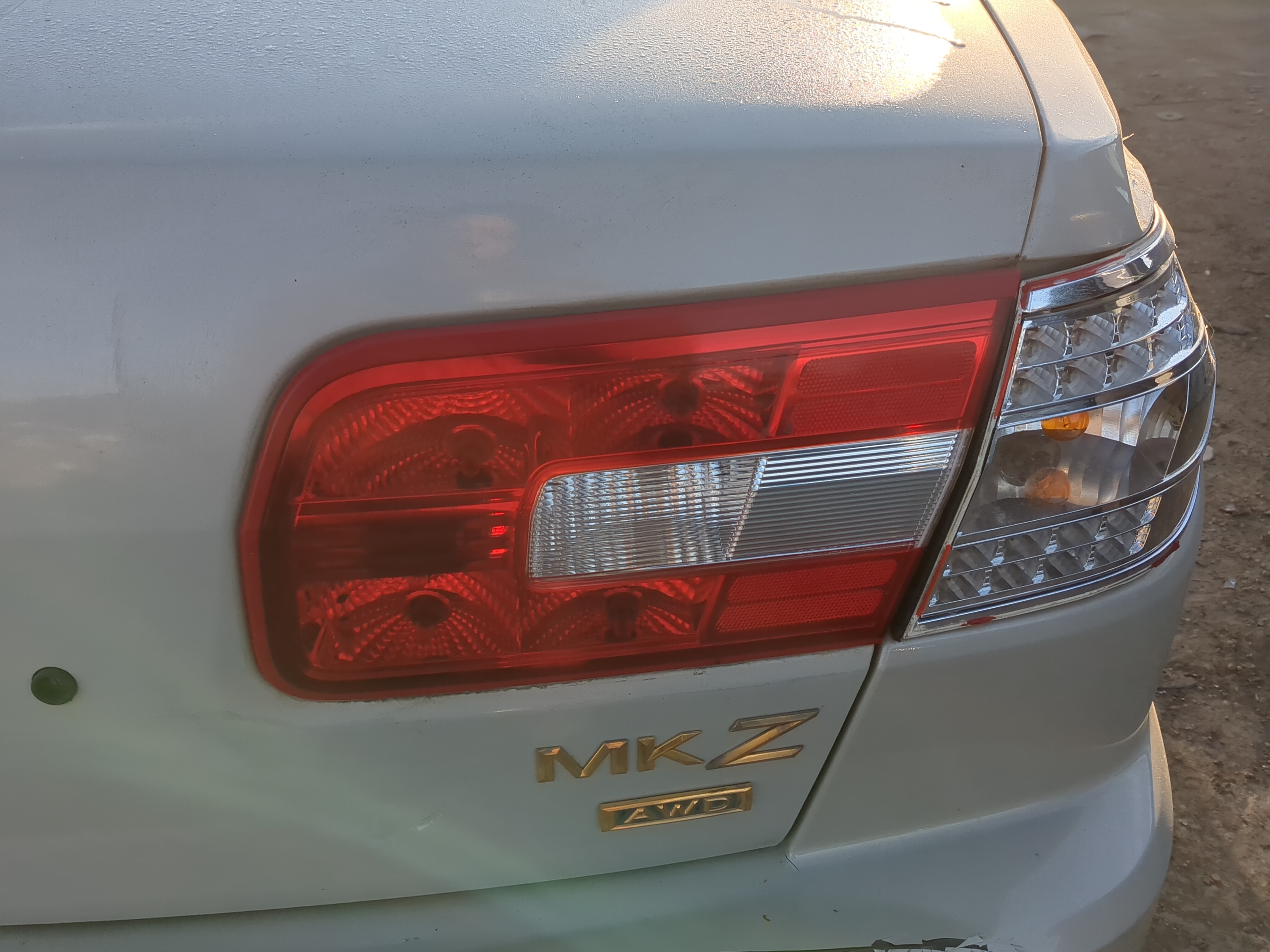 Picture of Tail Lights 2007 LINCOLN MKZ