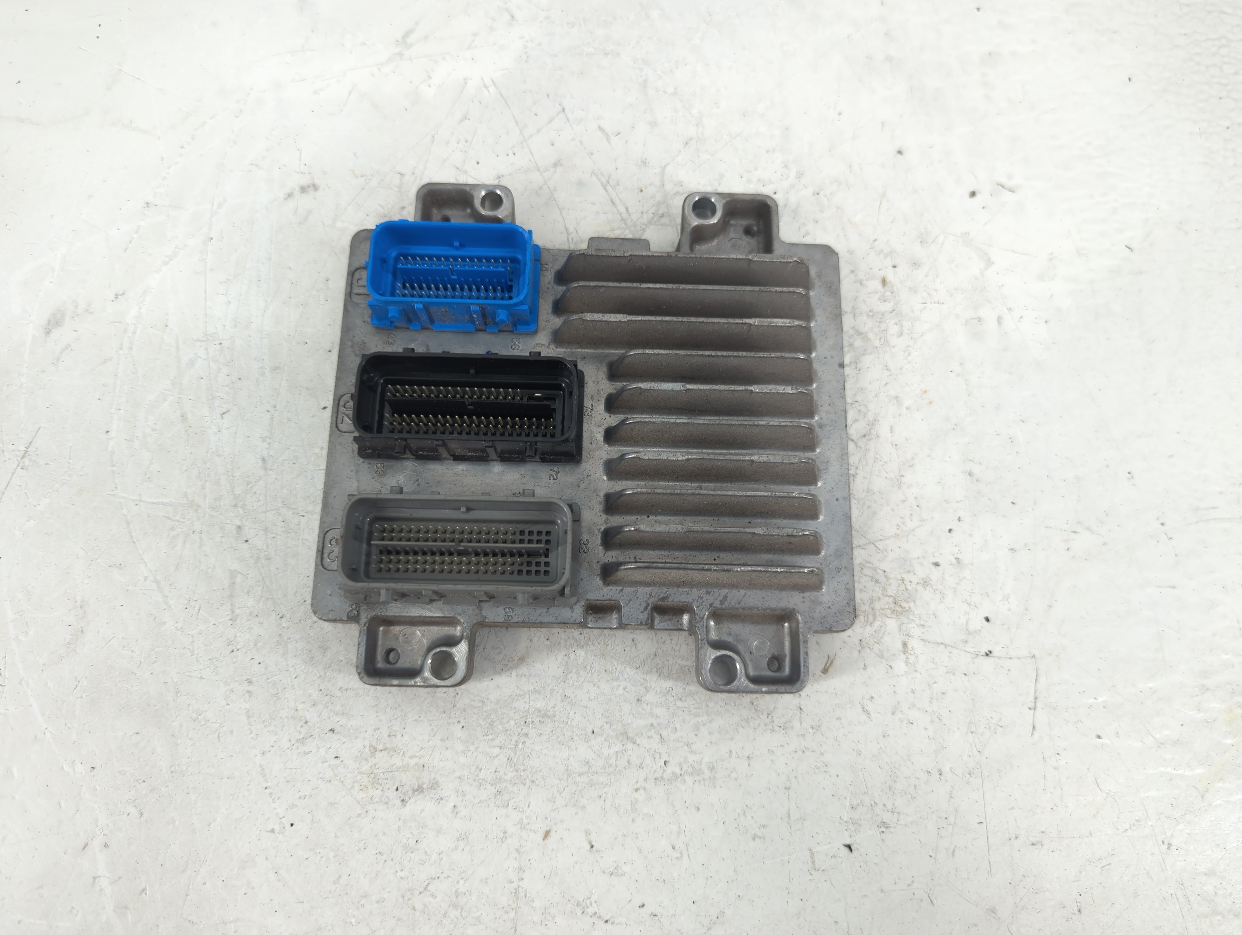 2012-2016 Chevrolet Cruze Engine Control Computer Ecu Pcm Ecm Pcu Oem 1203860 - Oemusedautoparts1.com