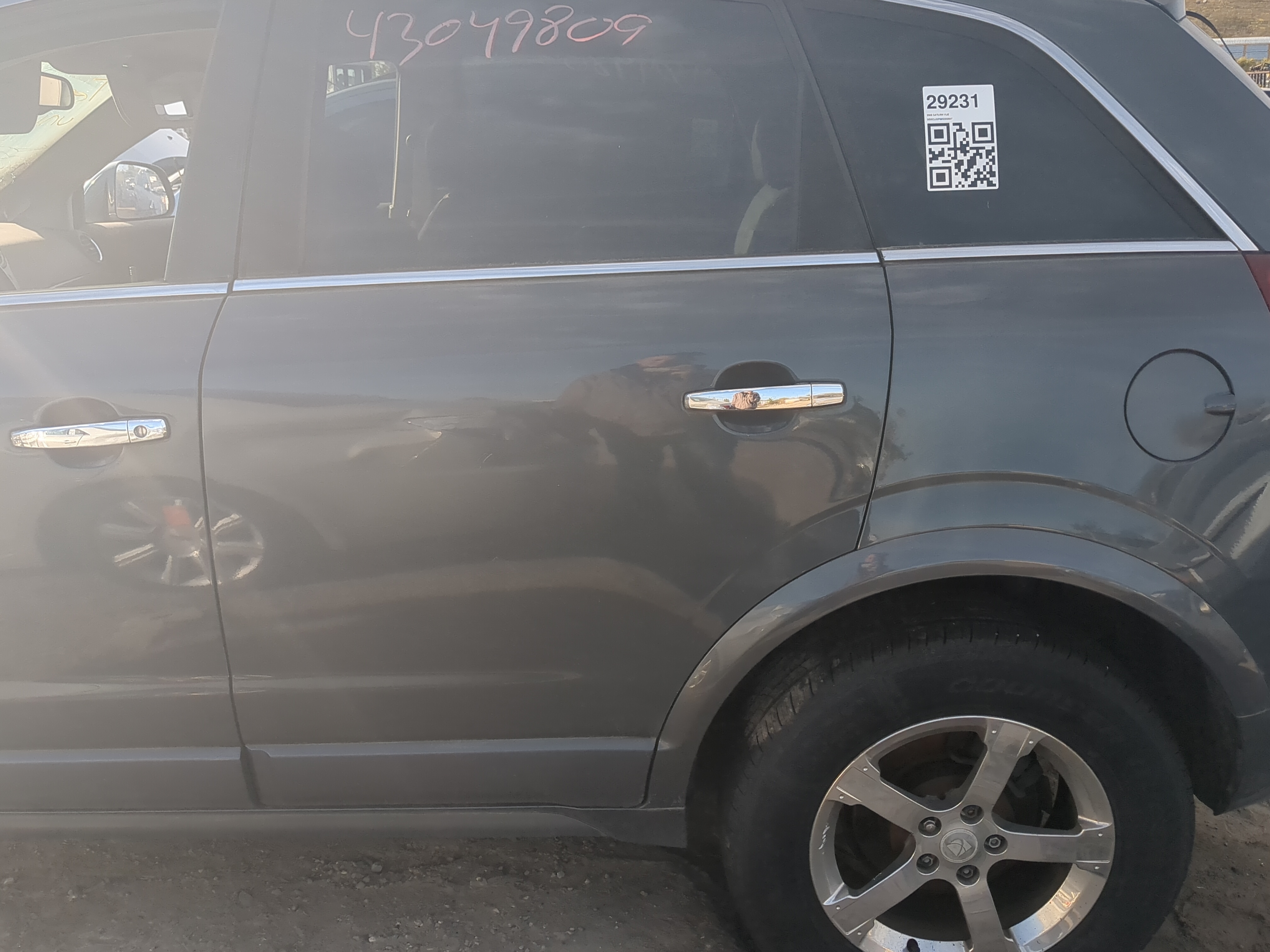 2008-2010 Saturn Vue Driver Rear Door Oem 1203930 - Oemusedautoparts1.com