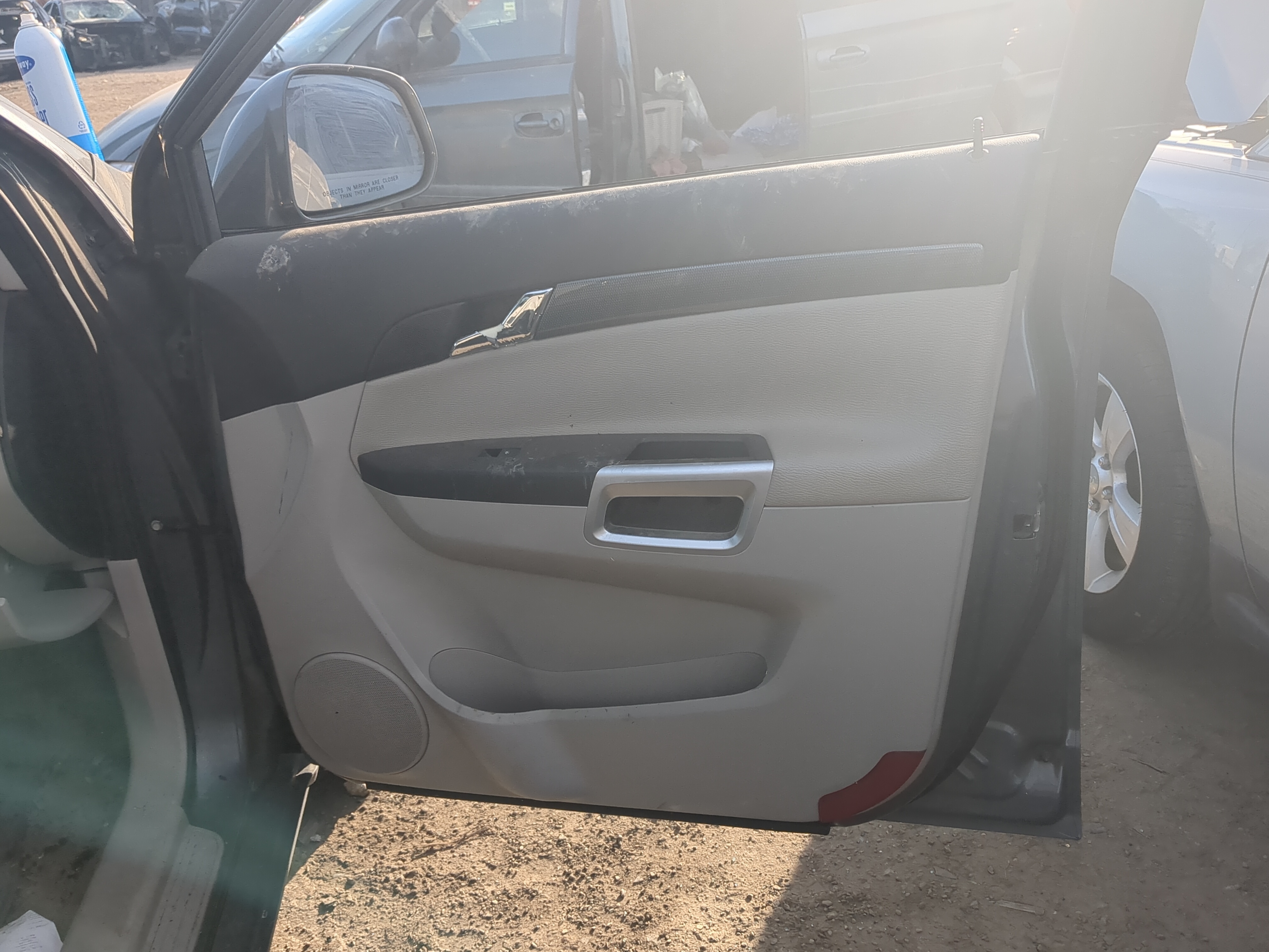 Picture of 2009 Saturn Vue Front Right Passenger Interior Door Panel Trim 1203995