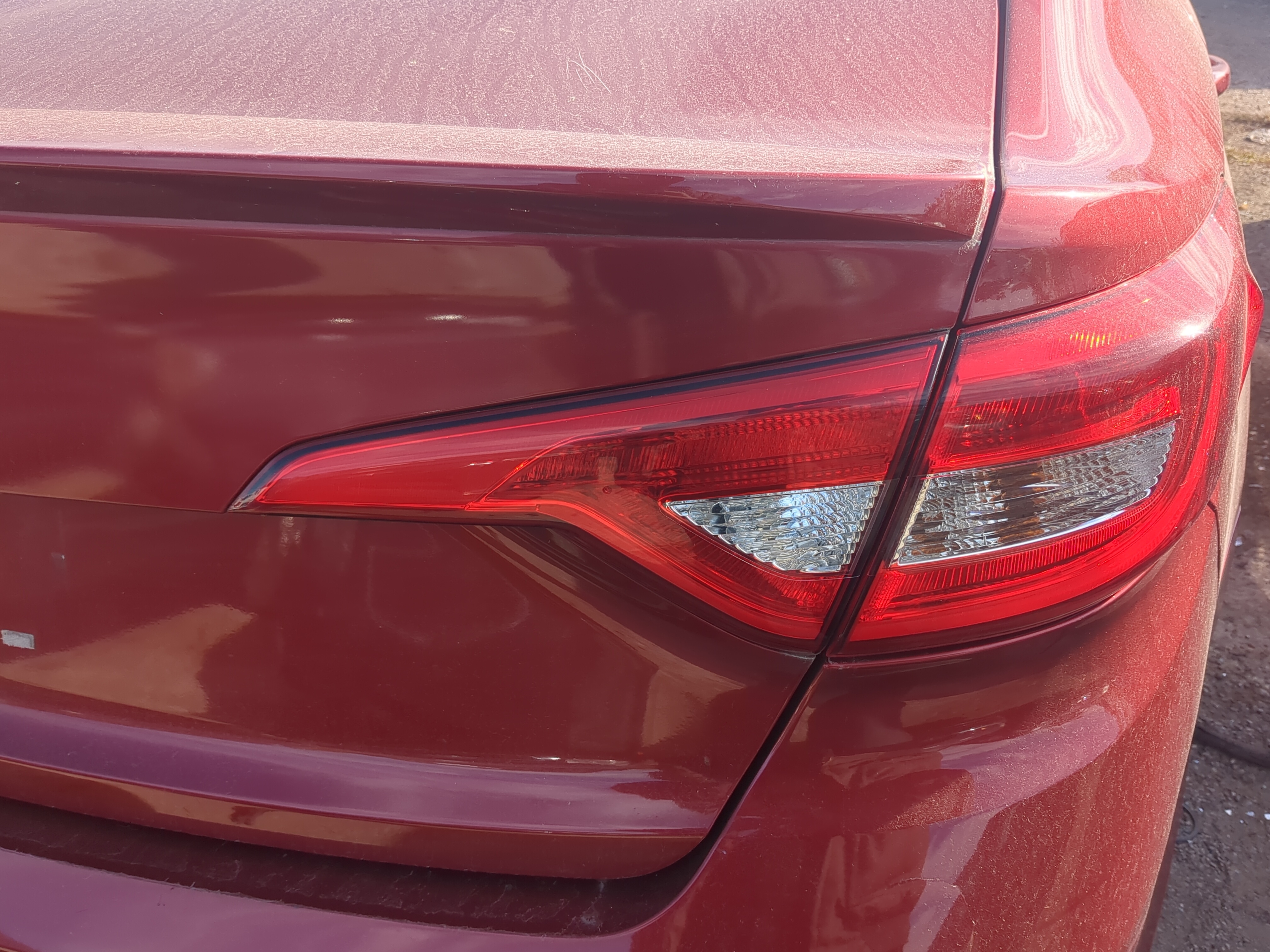 Picture of Tail Lights 2016 HYUNDAI SONATA