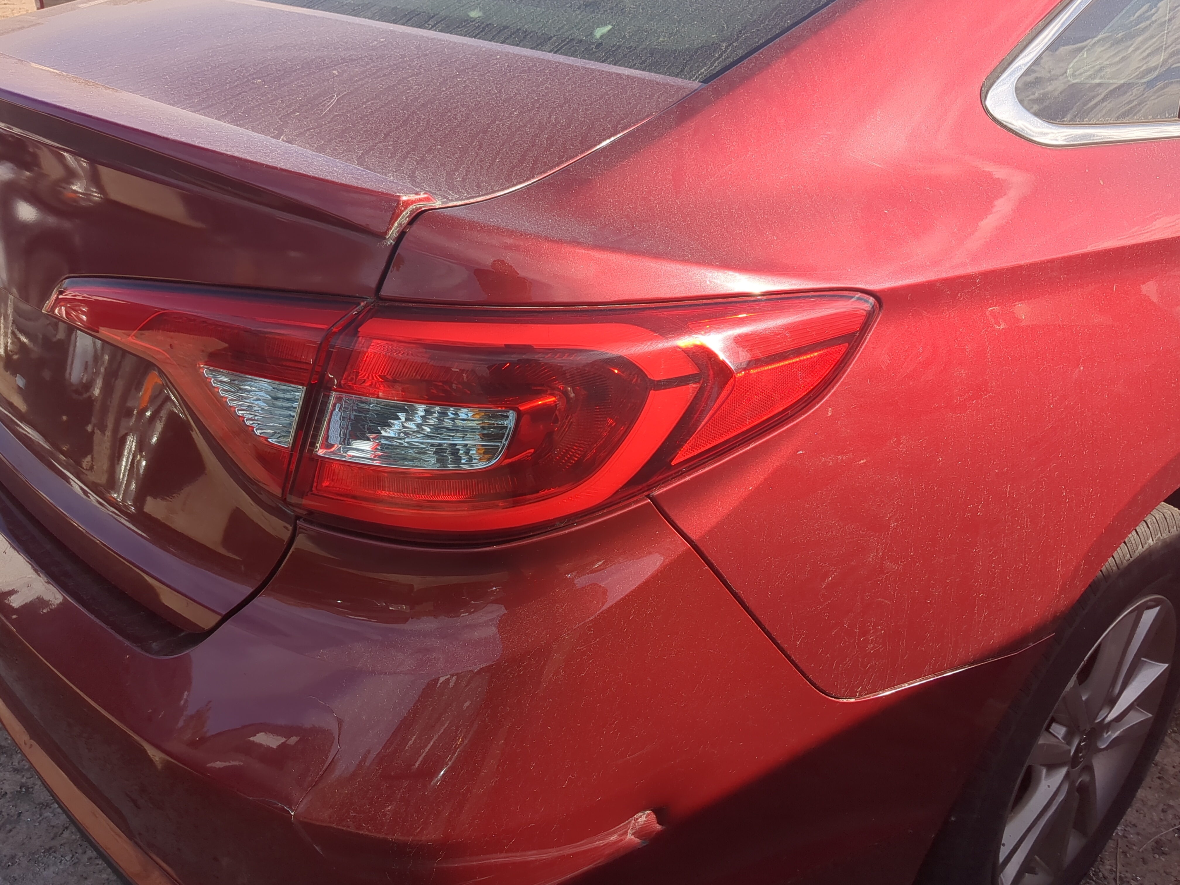 Picture of 2015-2017 Hyundai Sonata Passenger Right Side Tail Light Taillight Oem 1204310