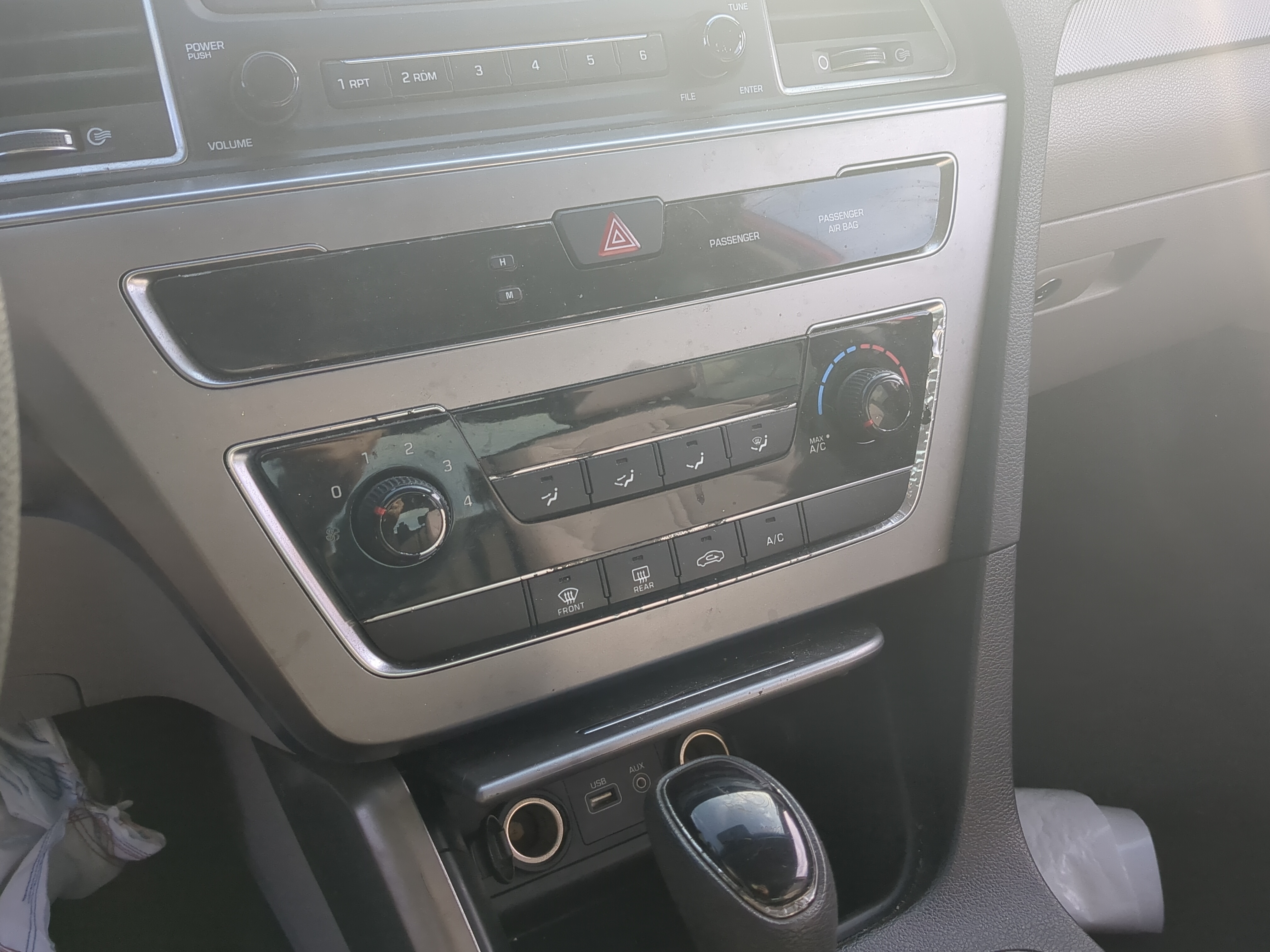 Picture of 2015-2017 Hyundai Sonata Ac Heater Climate Control 1204368
