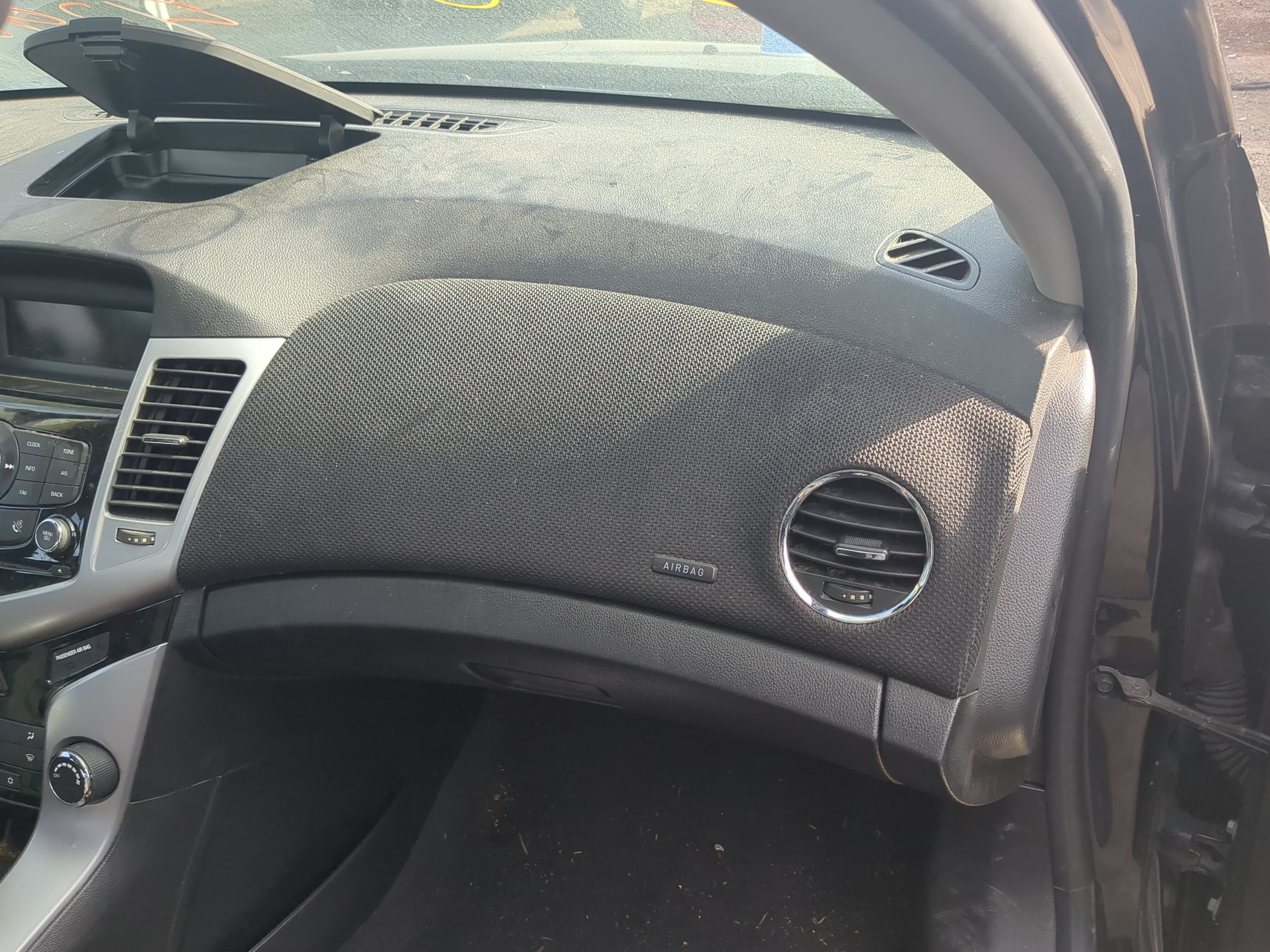 2013-2015 Chevrolet Cruze Air Bag Passenger Right Dashboard Oem 1204433 - Oemusedautoparts1.com