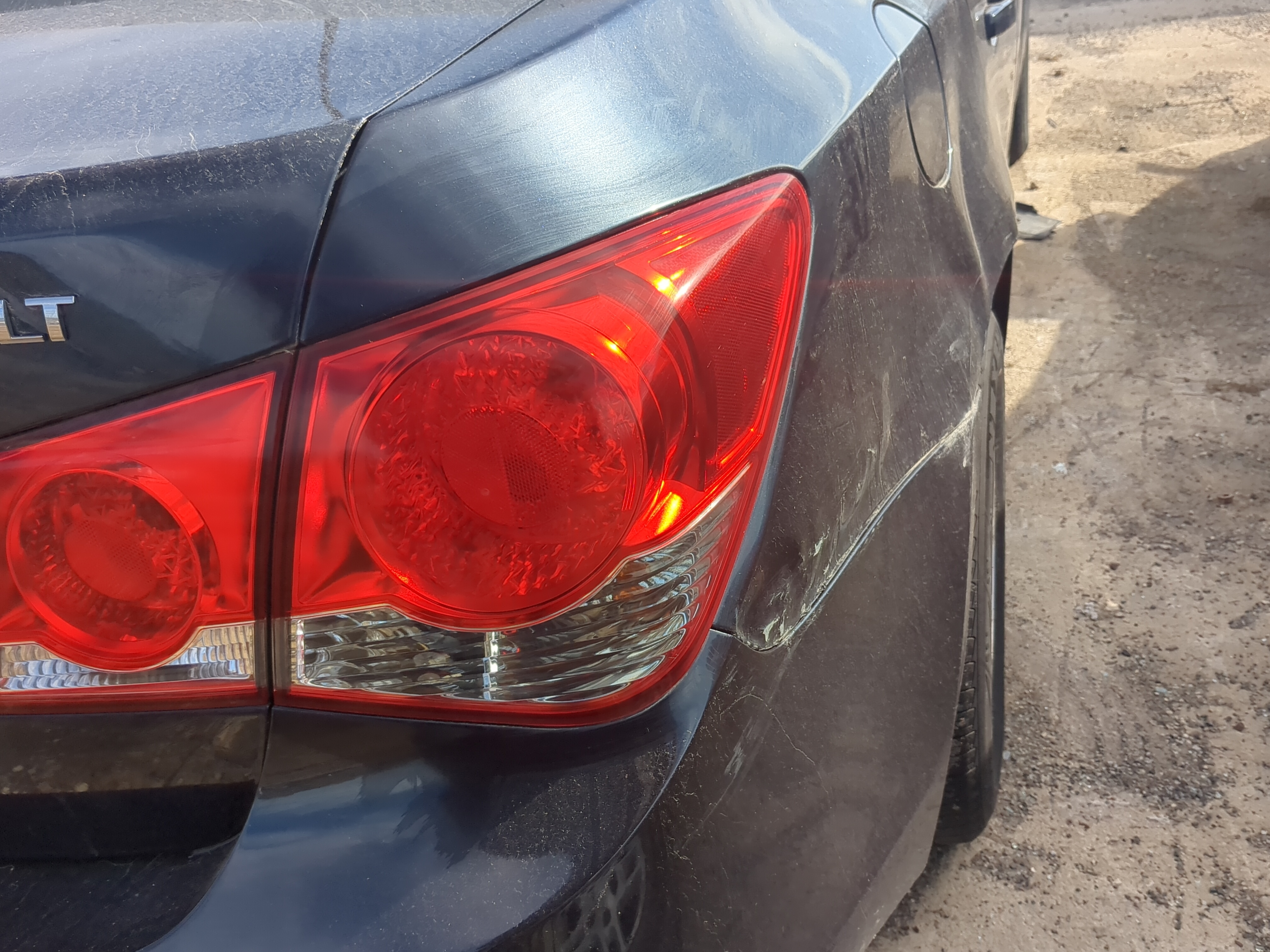 Picture of 2011-2016 Chevrolet Cruze Passenger Right Side Tail Light Taillight Oem 1204451
