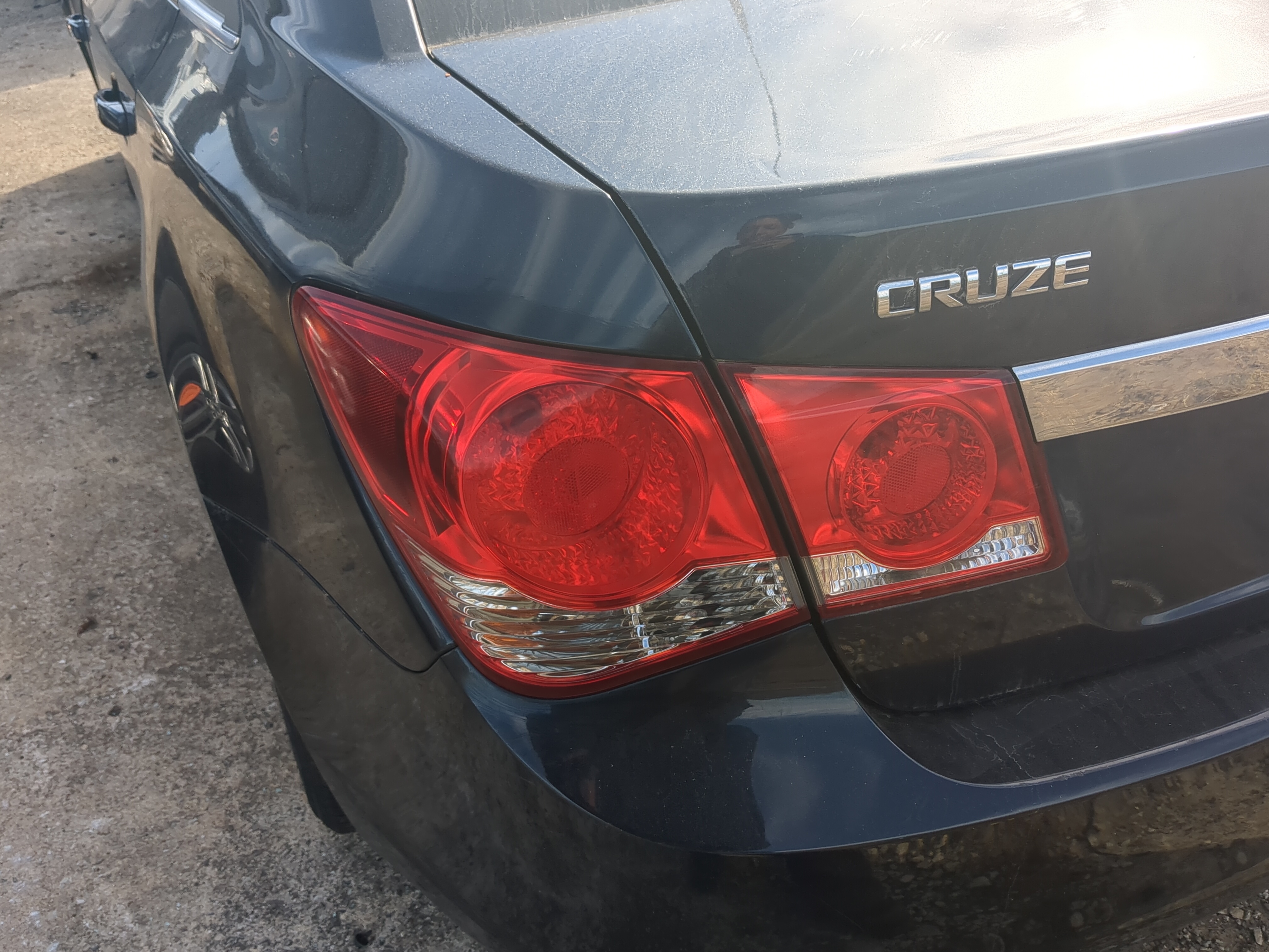Picture of 2011-2016 Chevrolet Cruze Driver Left Side Tail Light Taillight Oem 1204452