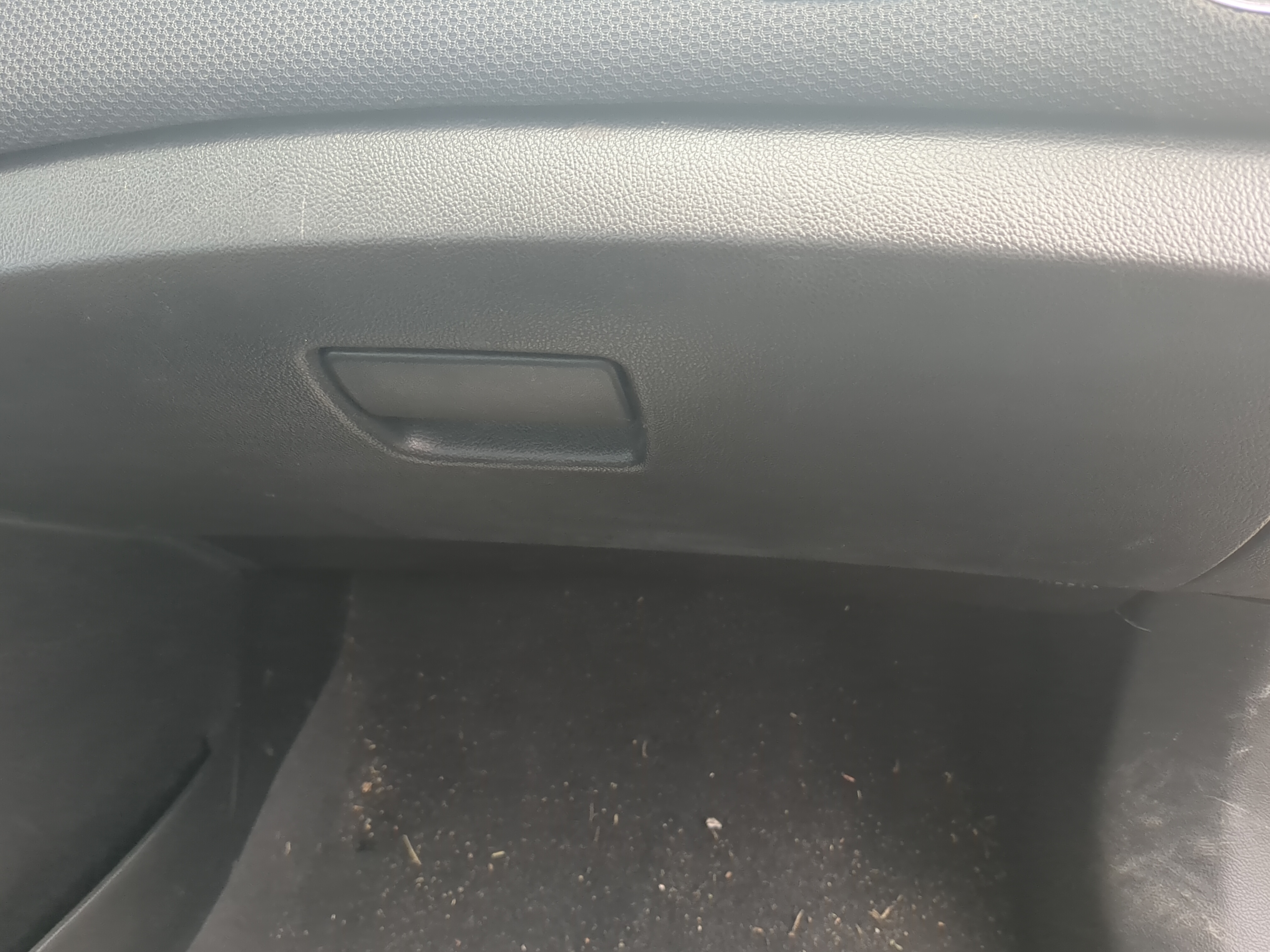 2014 Chevrolet Cruze Passenger Glove Box Door Storage Compartment 1204542 - Oemusedautoparts1.com