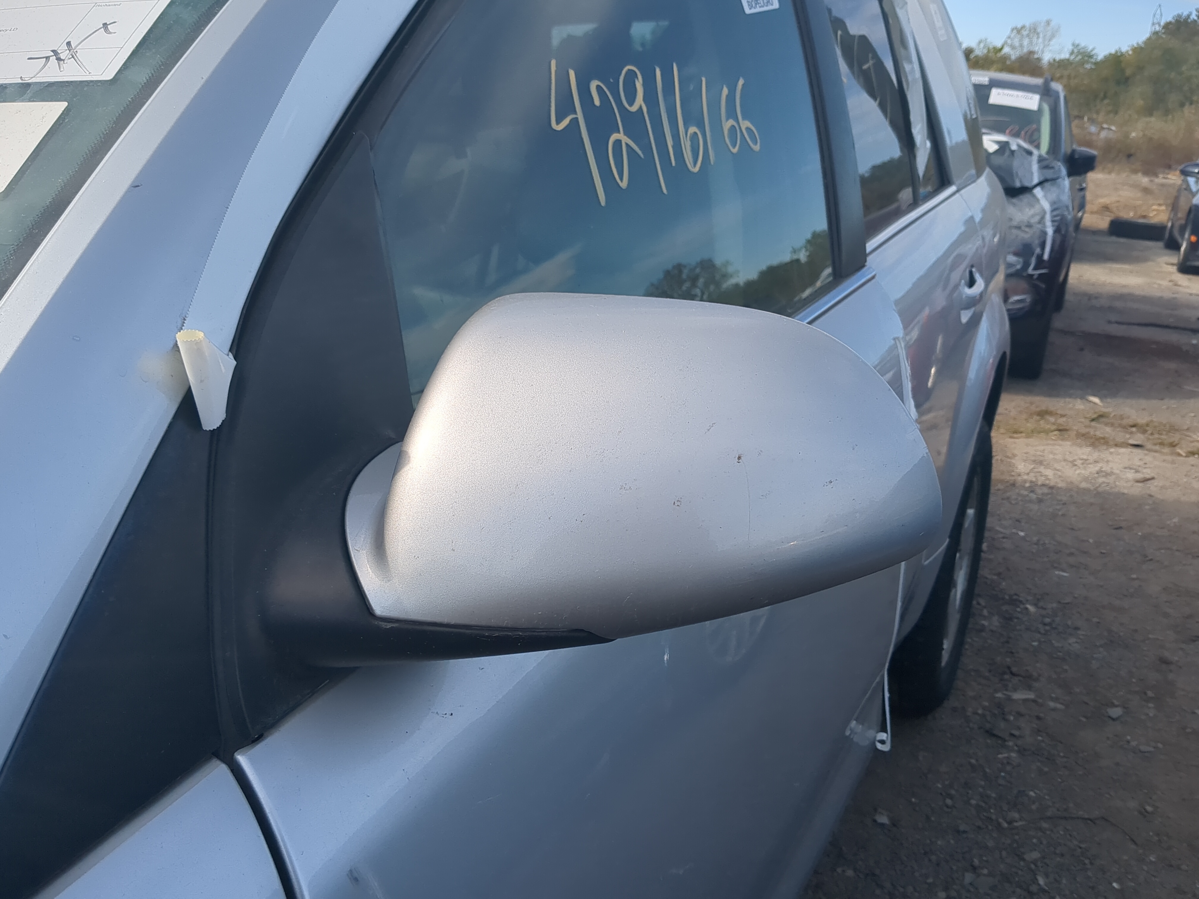 2002-2006 Saturn Vue Driver Left Side View Power Door Mirror 1204582 - Oemusedautoparts1.com