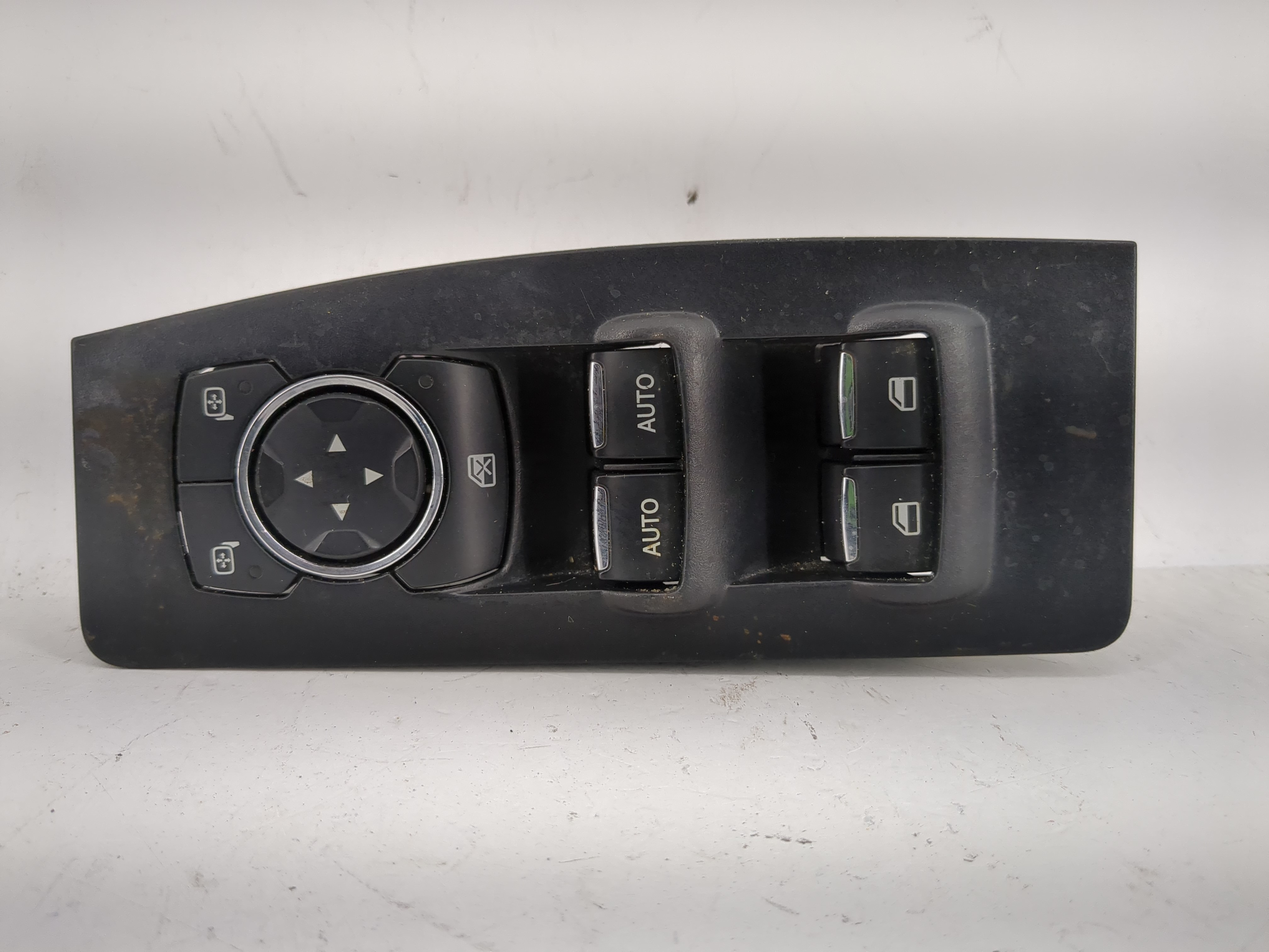 2011-2014 Chrysler 300 Driver Left Door Master Power Window Switch 1204715 - Oemusedautoparts1.com