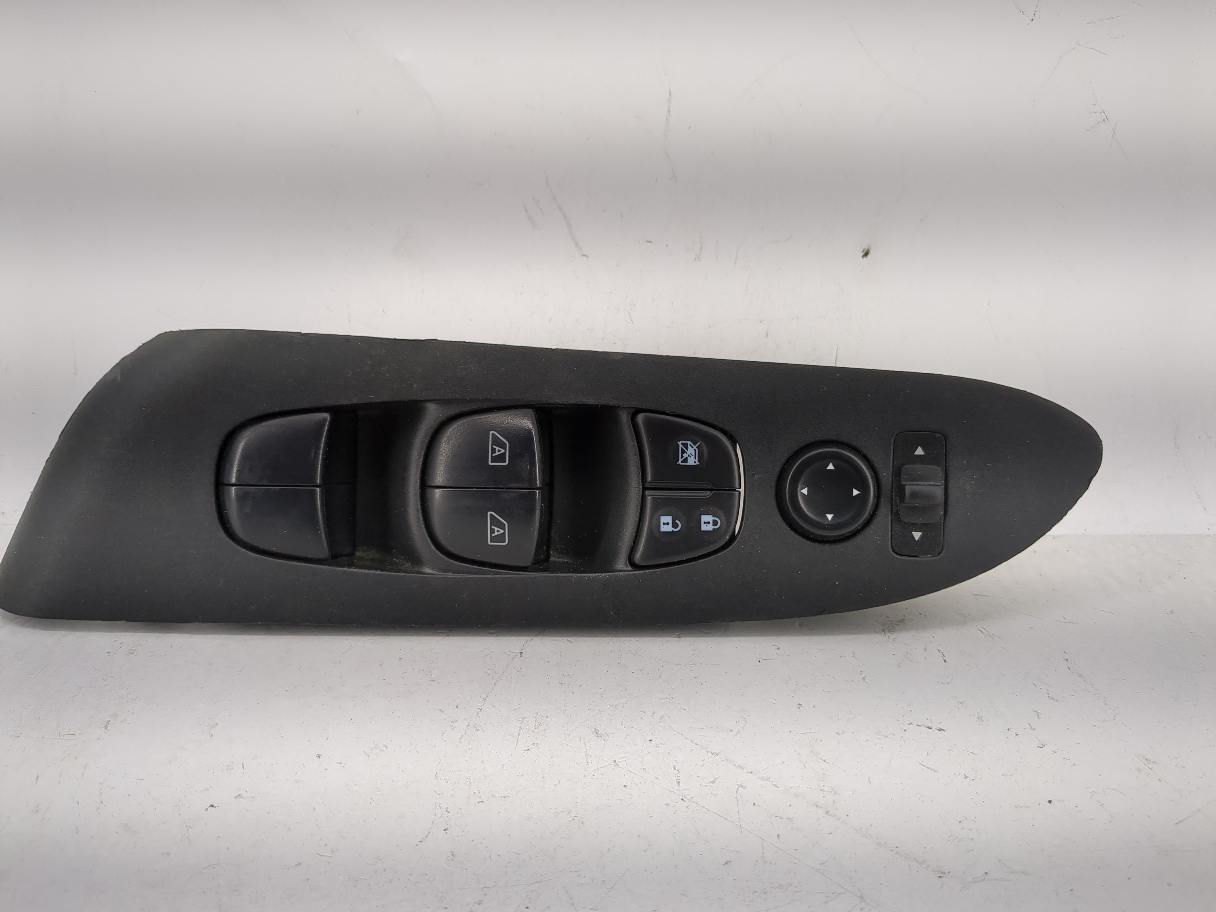 Picture of 2015-2022 Nissan Murano Driver Left Door Master Power Window Switch 1204717