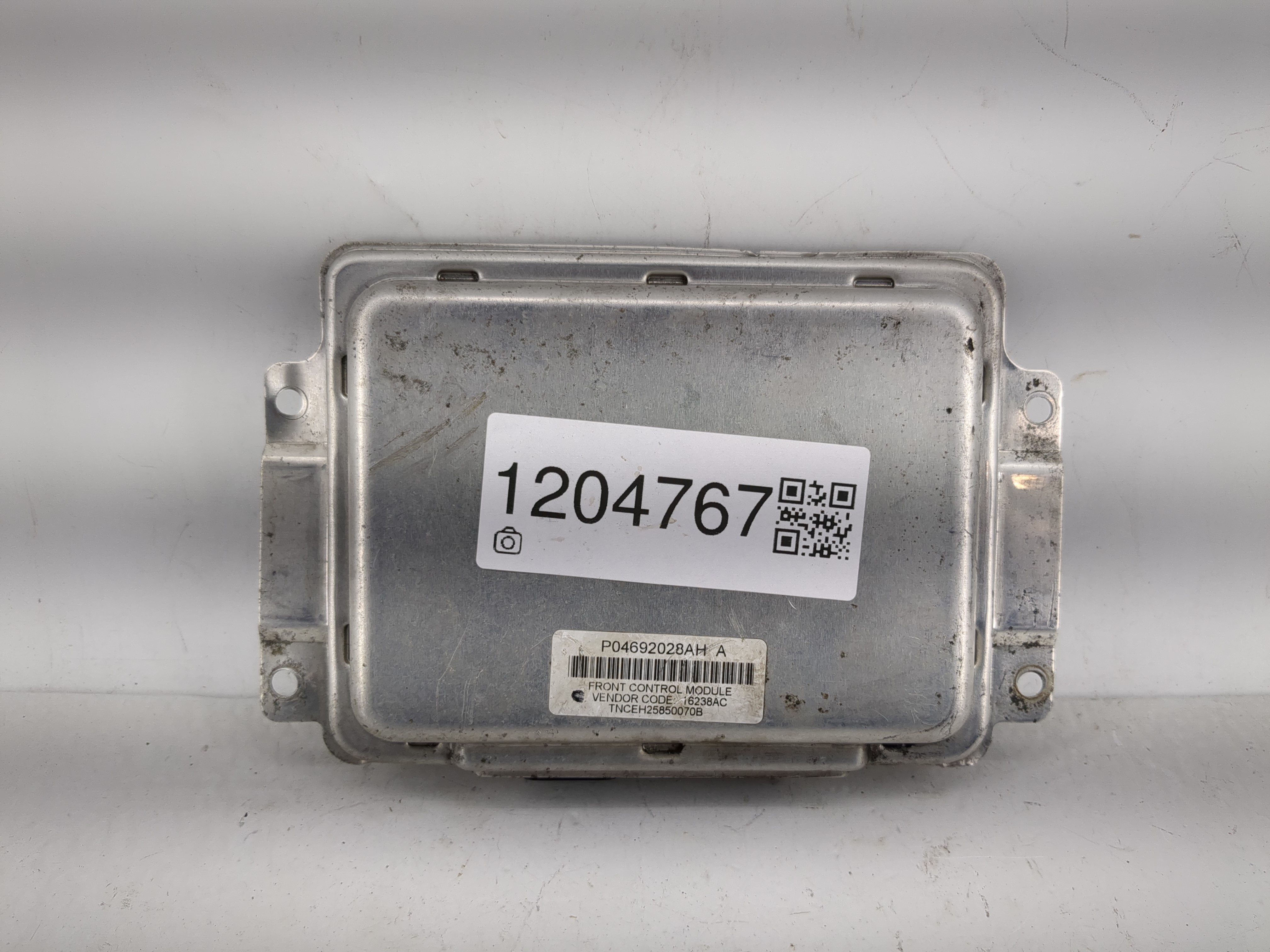 Picture of 2006 Chrysler 300 Engine Control Computer Ecu Pcm Ecm Pcu Oem 1204767