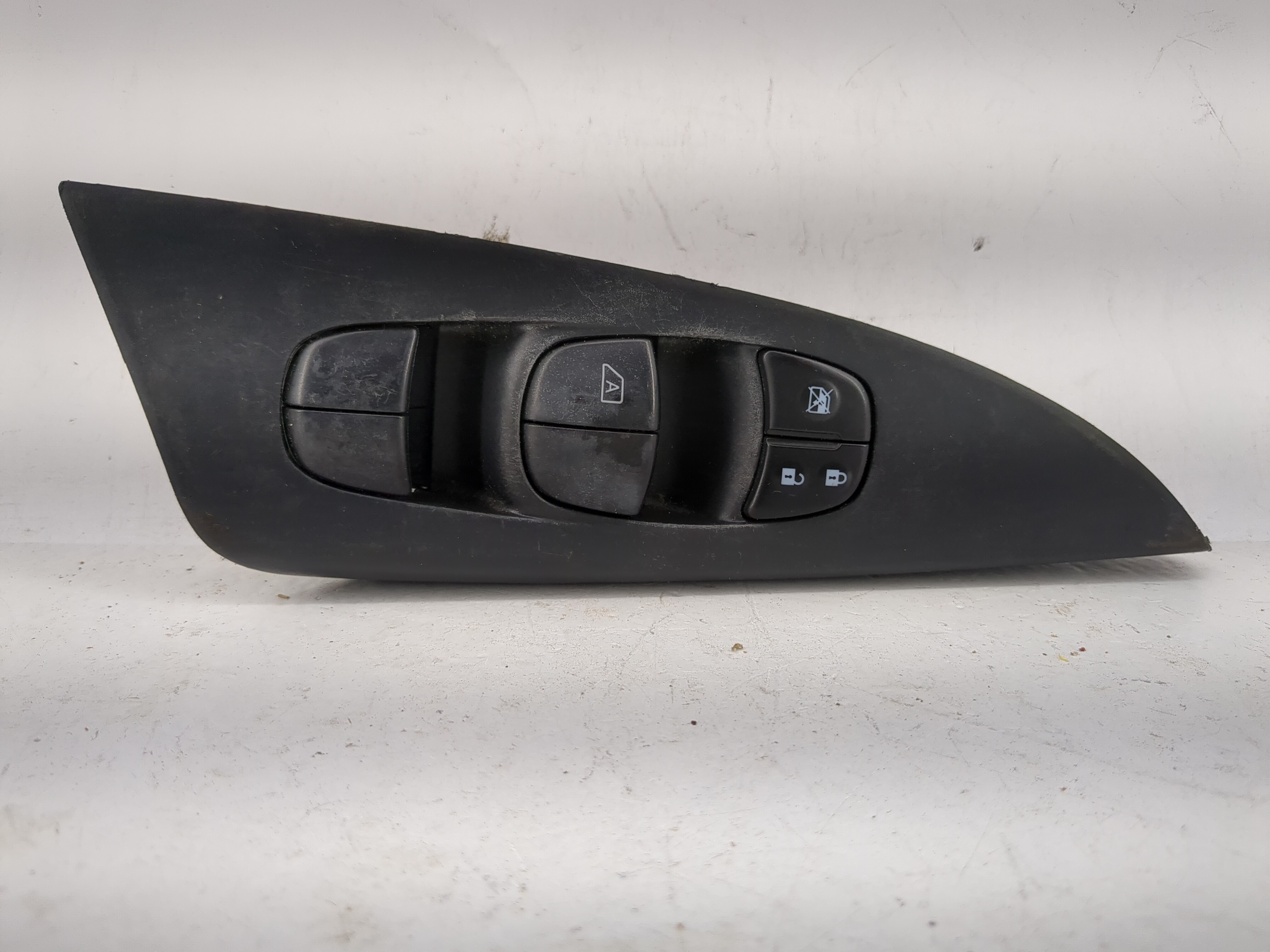 Picture of 2013-2019 Nissan Sentra Driver Left Door Master Power Window Switch 1204774