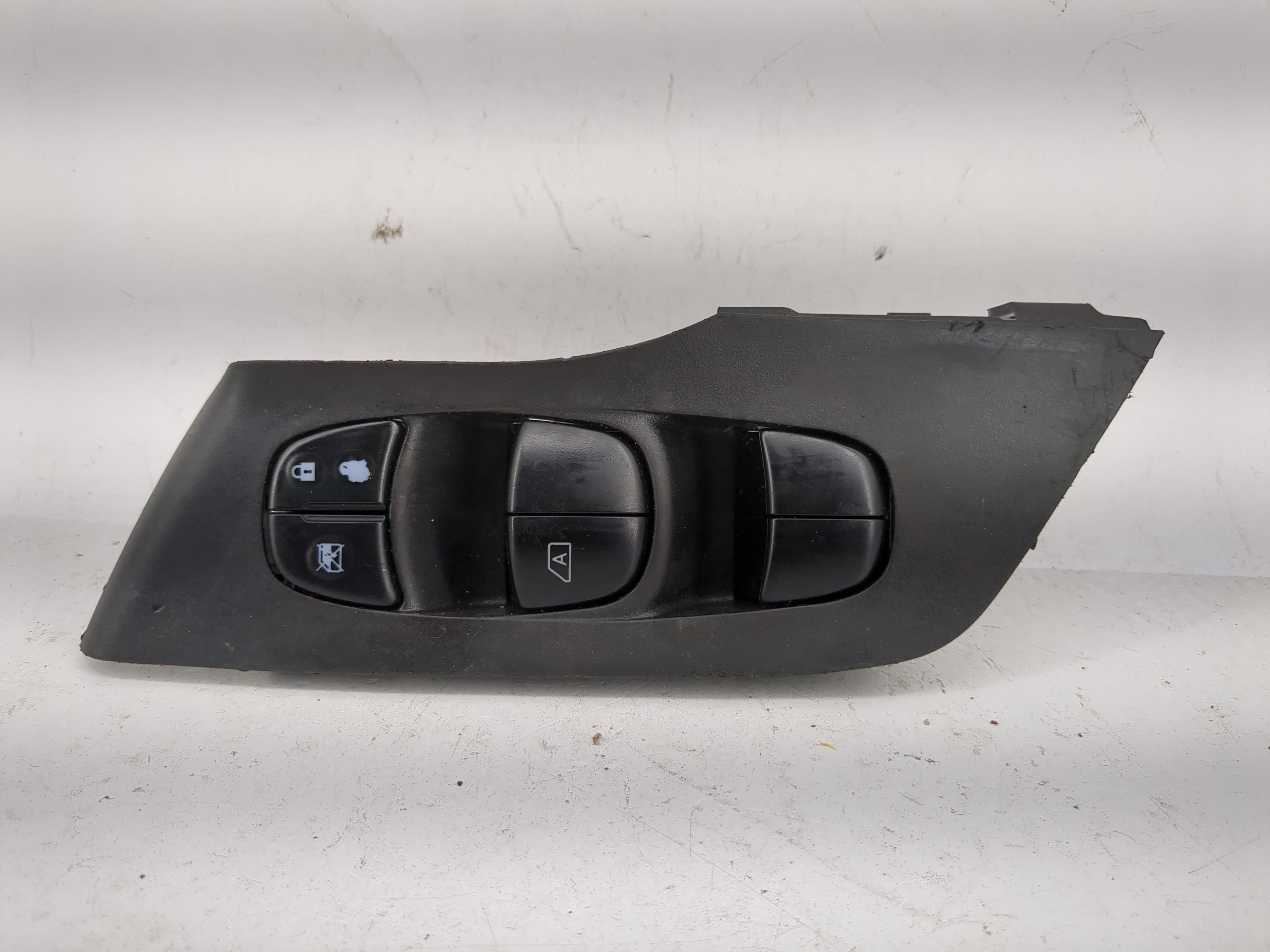 2008-2013 Nissan Altima Driver Left Door Master Power Window Switch 1204776 - Oemusedautoparts1.com