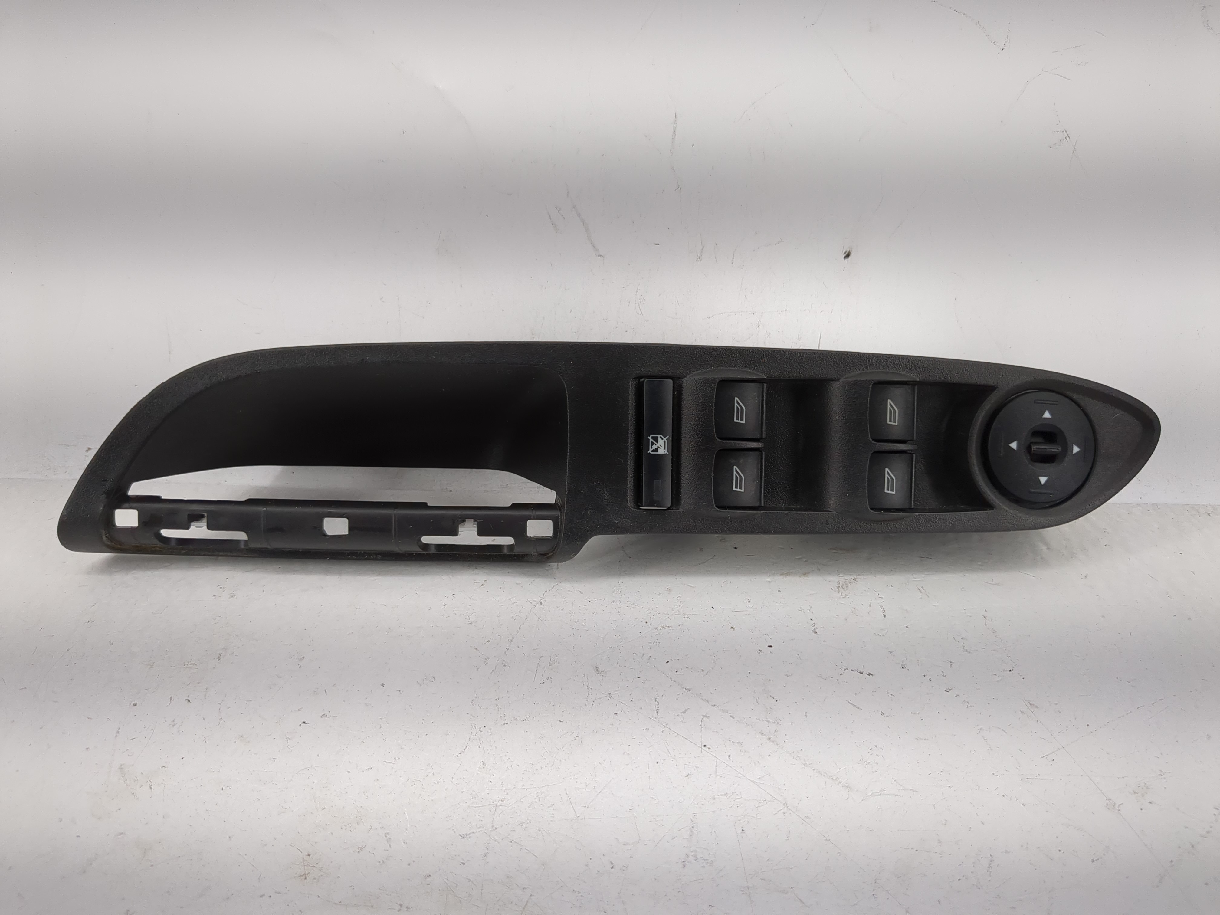 2017-2019 Ford Escape Driver Left Door Master Power Window Switch 1204784 - Oemusedautoparts1.com