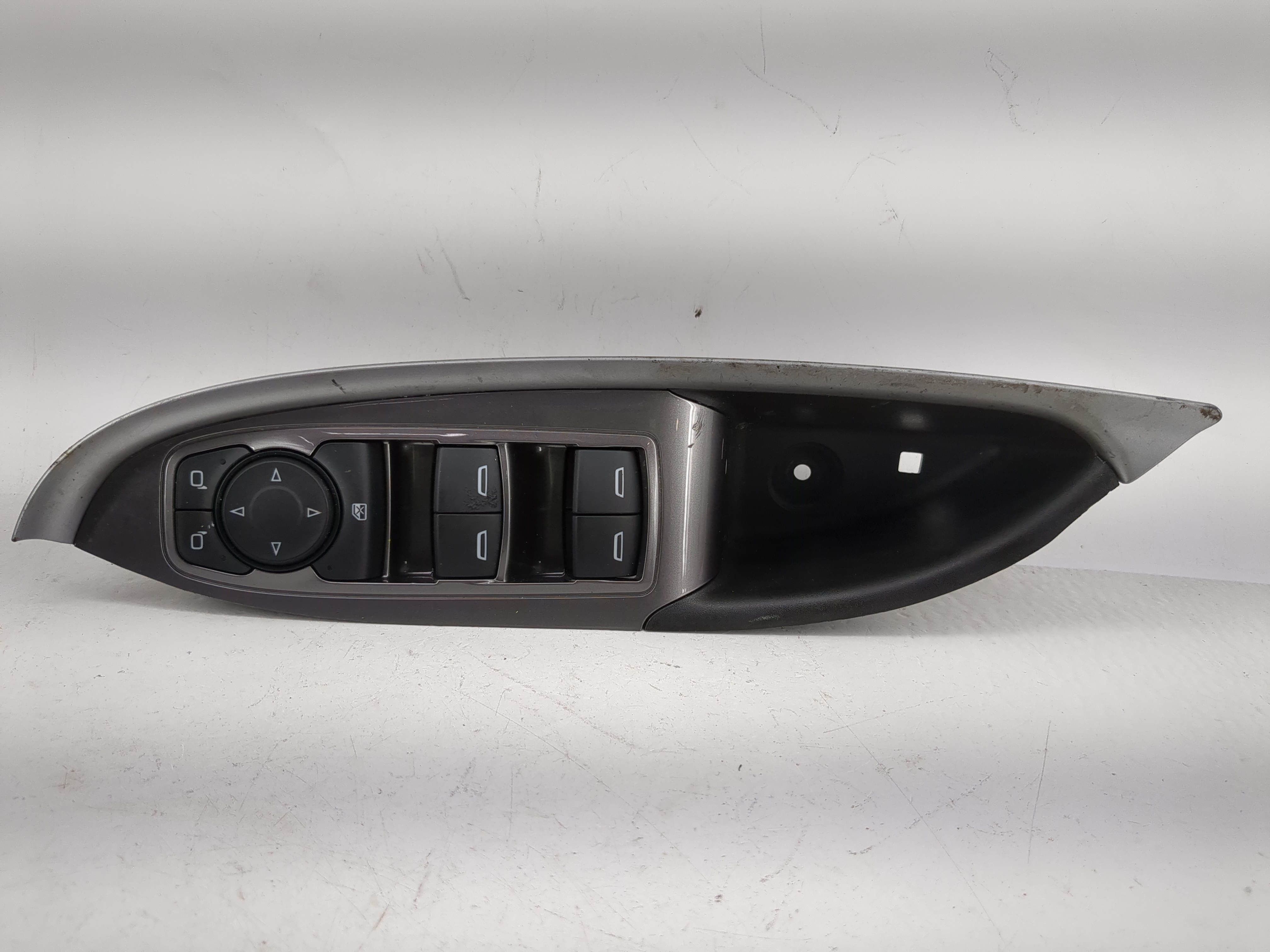 2016-2021 Chevrolet Malibu Driver Left Door Master Power Window Switch 1204816 - Oemusedautoparts1.com