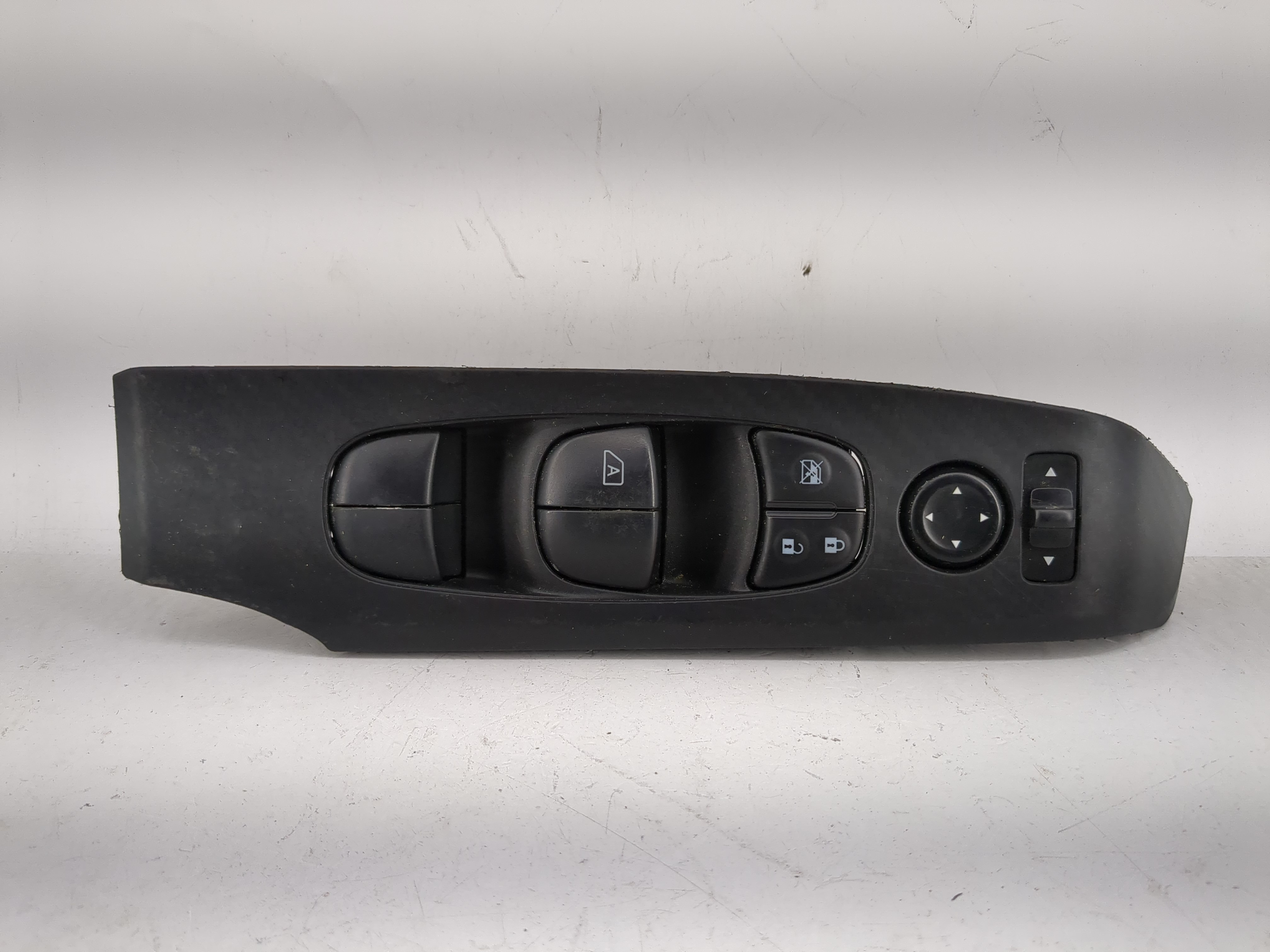 2019-2022 Nissan Altima Driver Left Door Master Power Window Switch 1204825 - Oemusedautoparts1.com