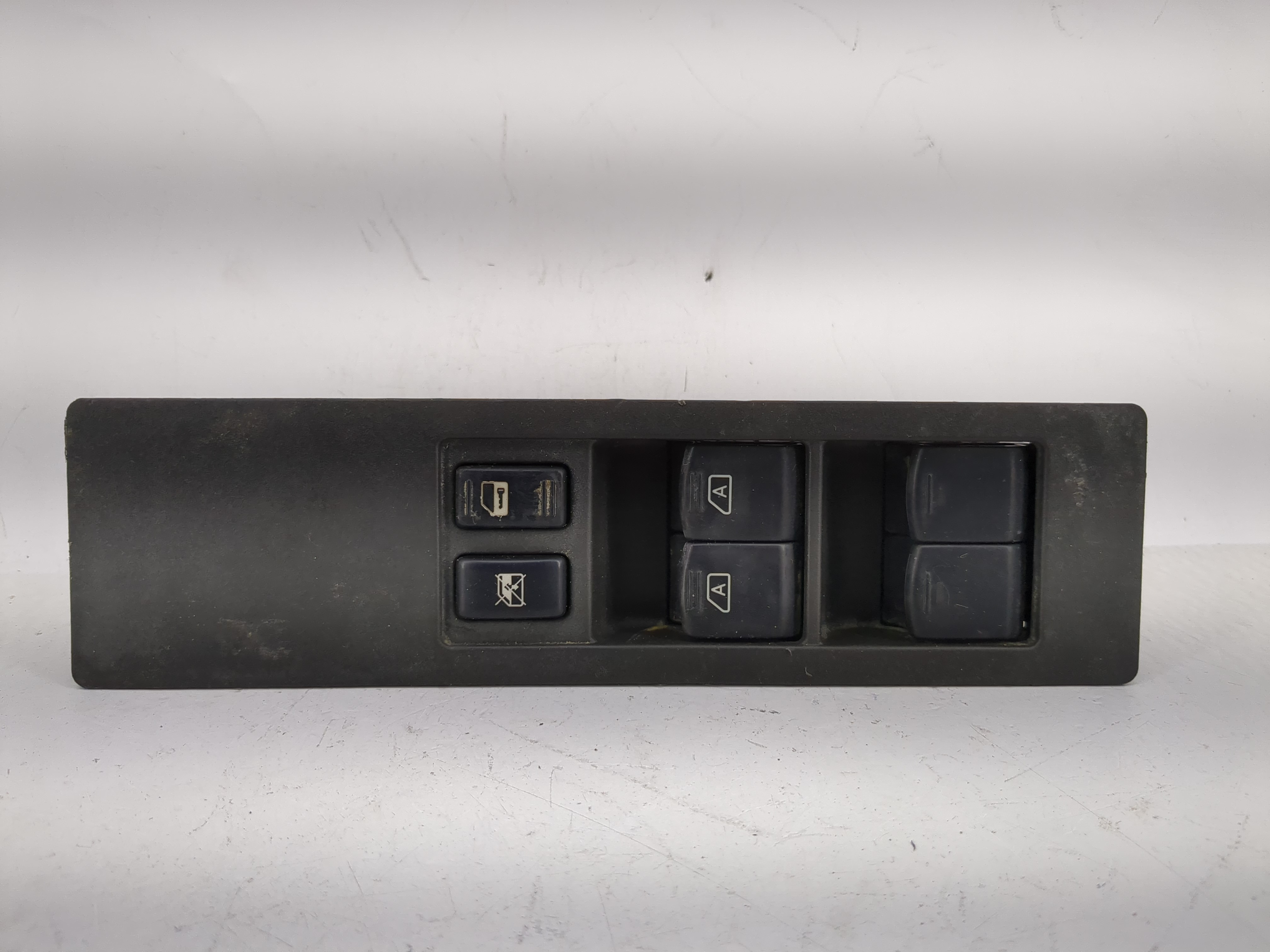 2004-2014 Nissan Titan Driver Left Door Master Power Window Switch 1204871 - Oemusedautoparts1.com