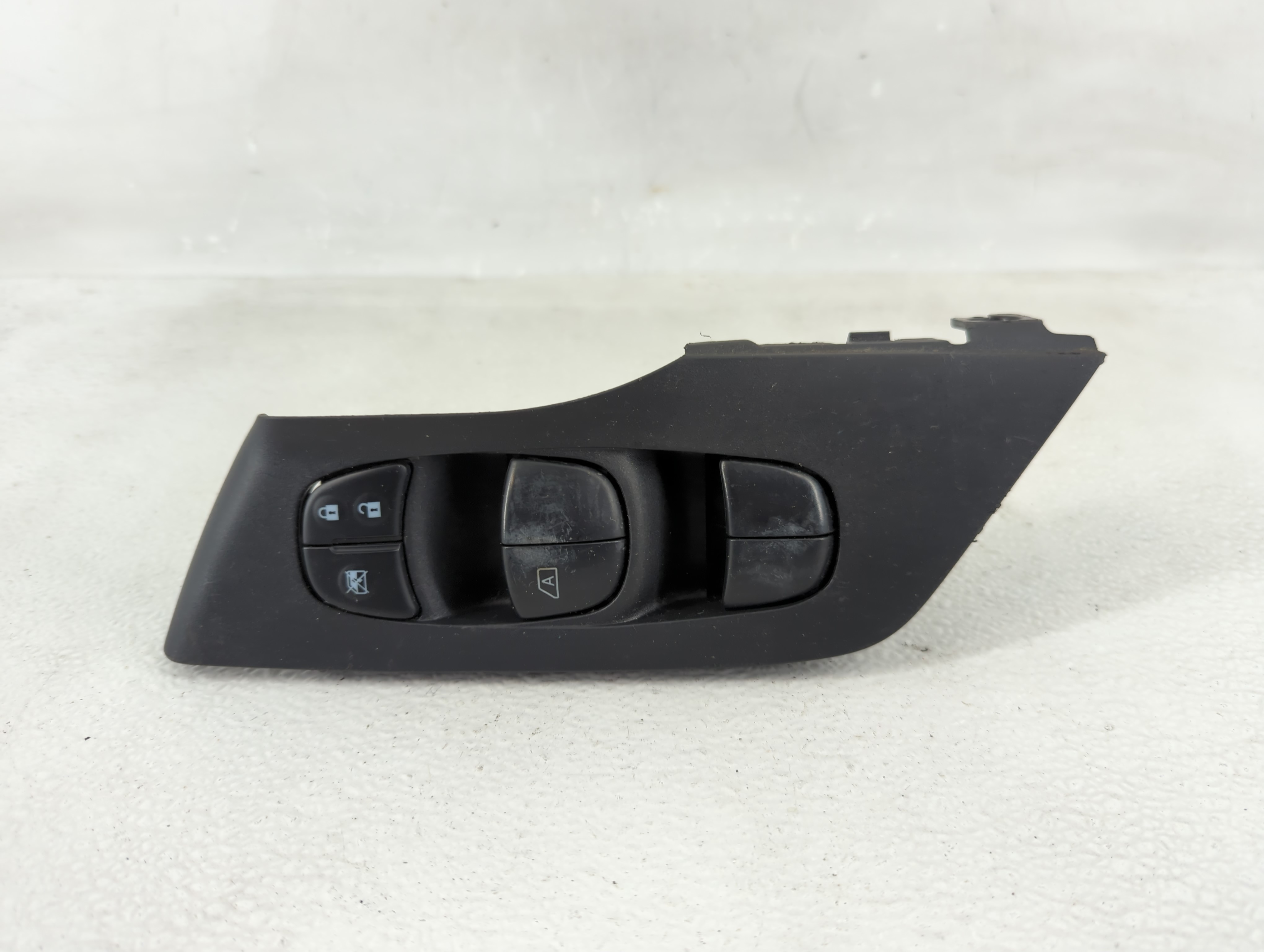 2013-2018 Nissan Altima Driver Left Door Master Power Window Switch 1204889 - Oemusedautoparts1.com