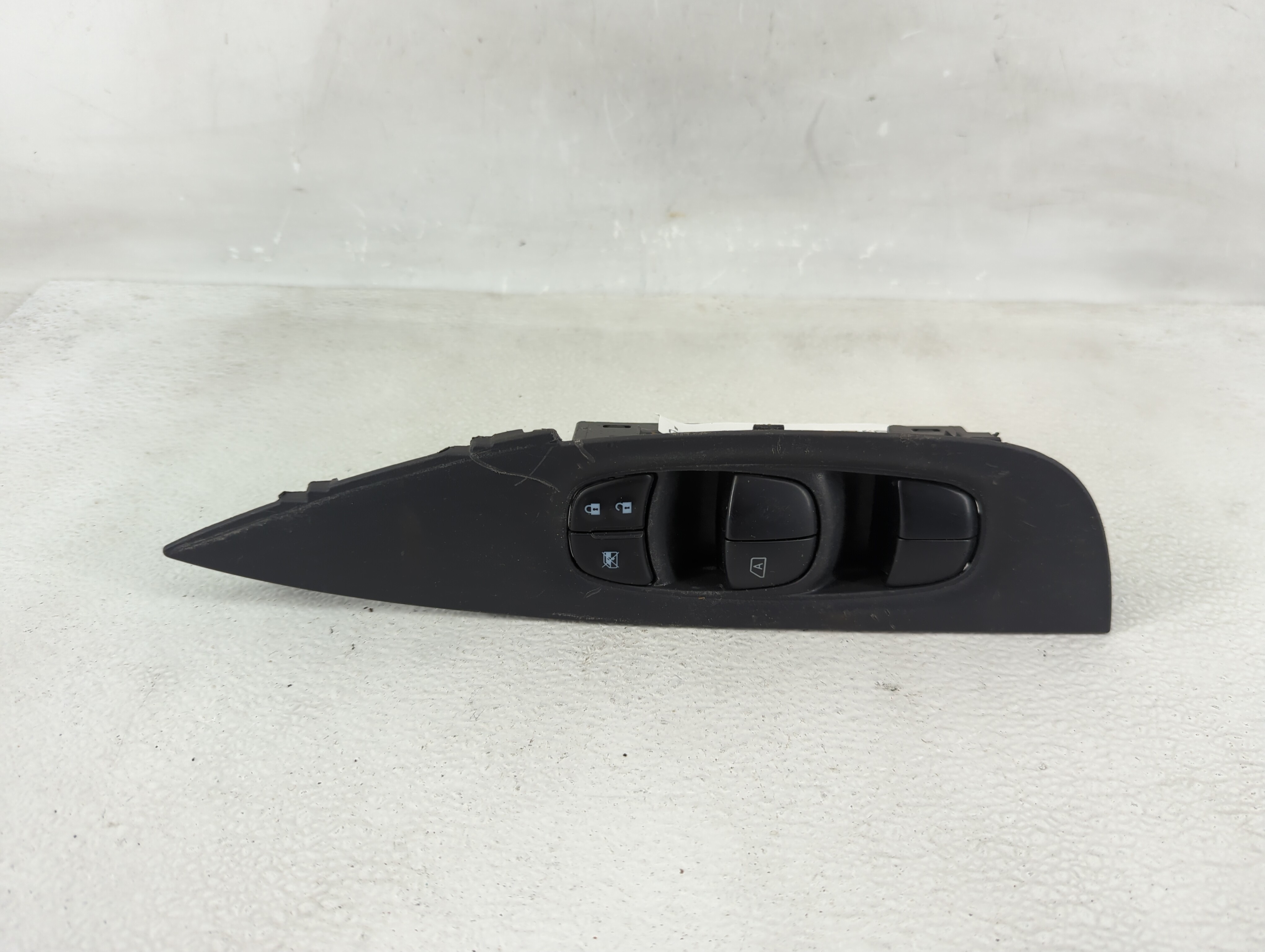 2014-2020 Nissan Rogue Driver Left Door Master Power Window Switch 1204897 - Oemusedautoparts1.com