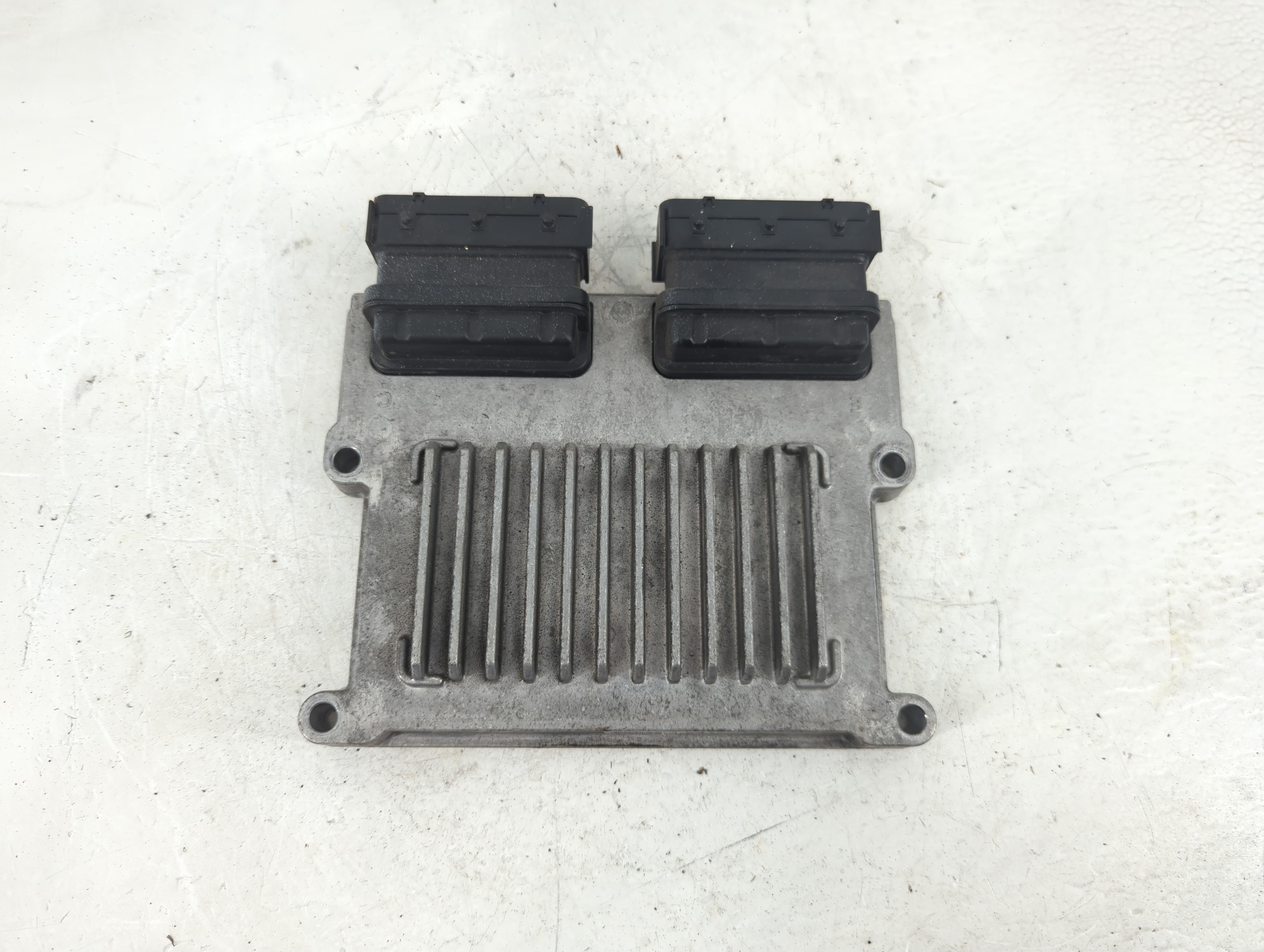2012-2014 Hyundai Azera Engine Control Computer Ecu Pcm Ecm Pcu Oem 1204942 - Oemusedautoparts1.com