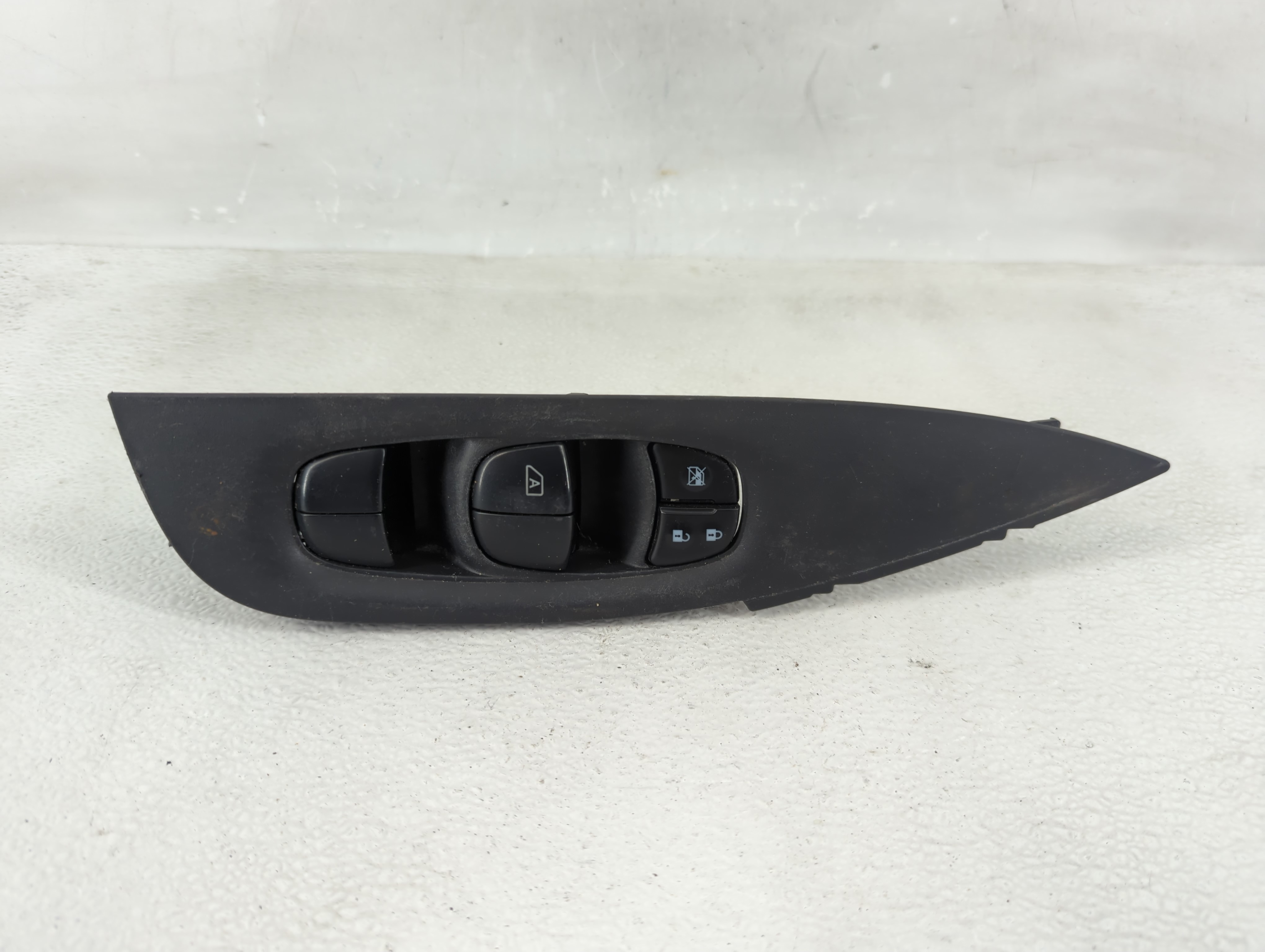 2017-2022 Nissan Rogue Sport Driver Left Door Master Power Window Switch 1204990 - Oemusedautoparts1.com