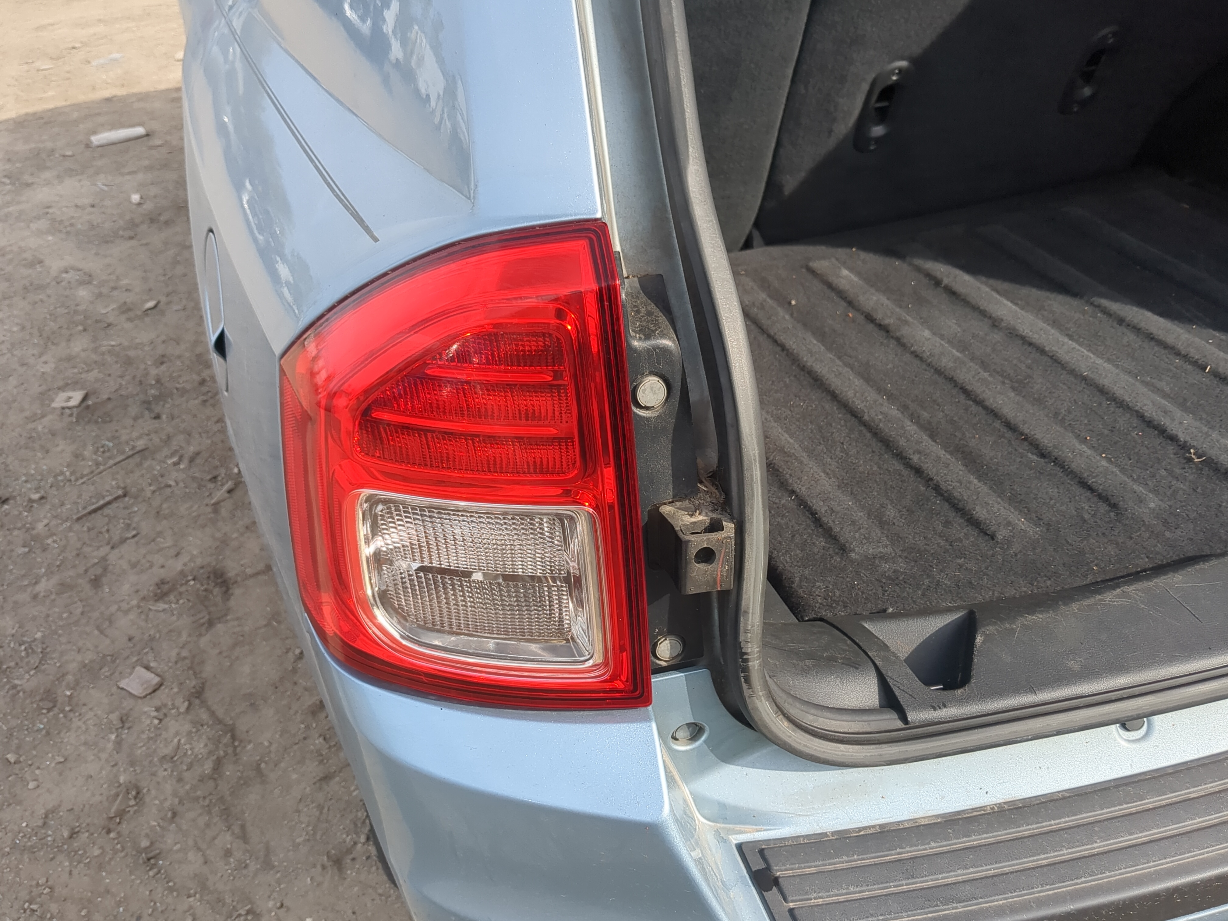 2011-2013 Jeep Compass Driver Left Side Tail Light Taillight Oem 1205296 - Oemusedautoparts1.com