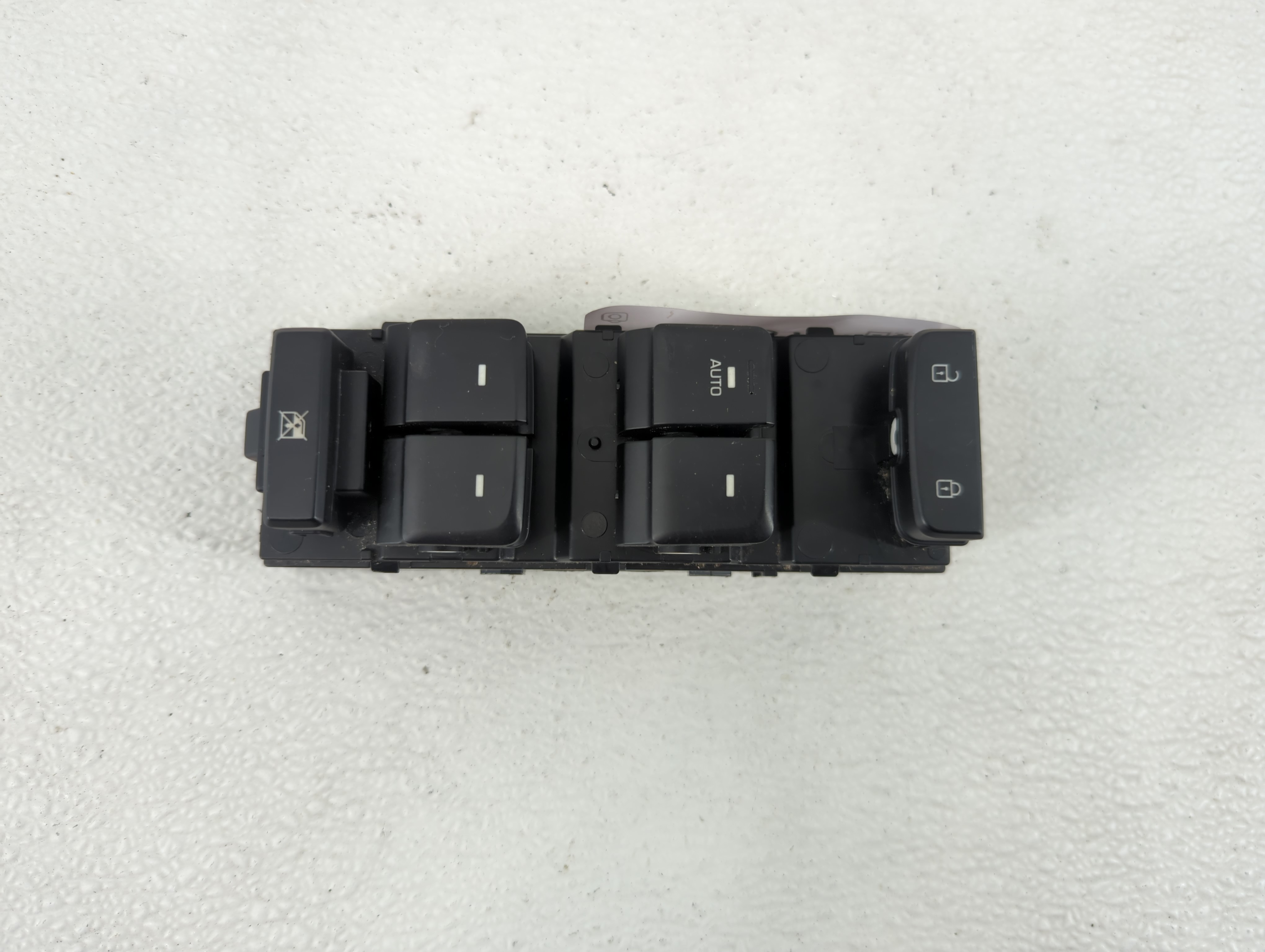 2015-2019 Hyundai Sonata Driver Left Door Master Power Window Switch 1205374 - Oemusedautoparts1.com