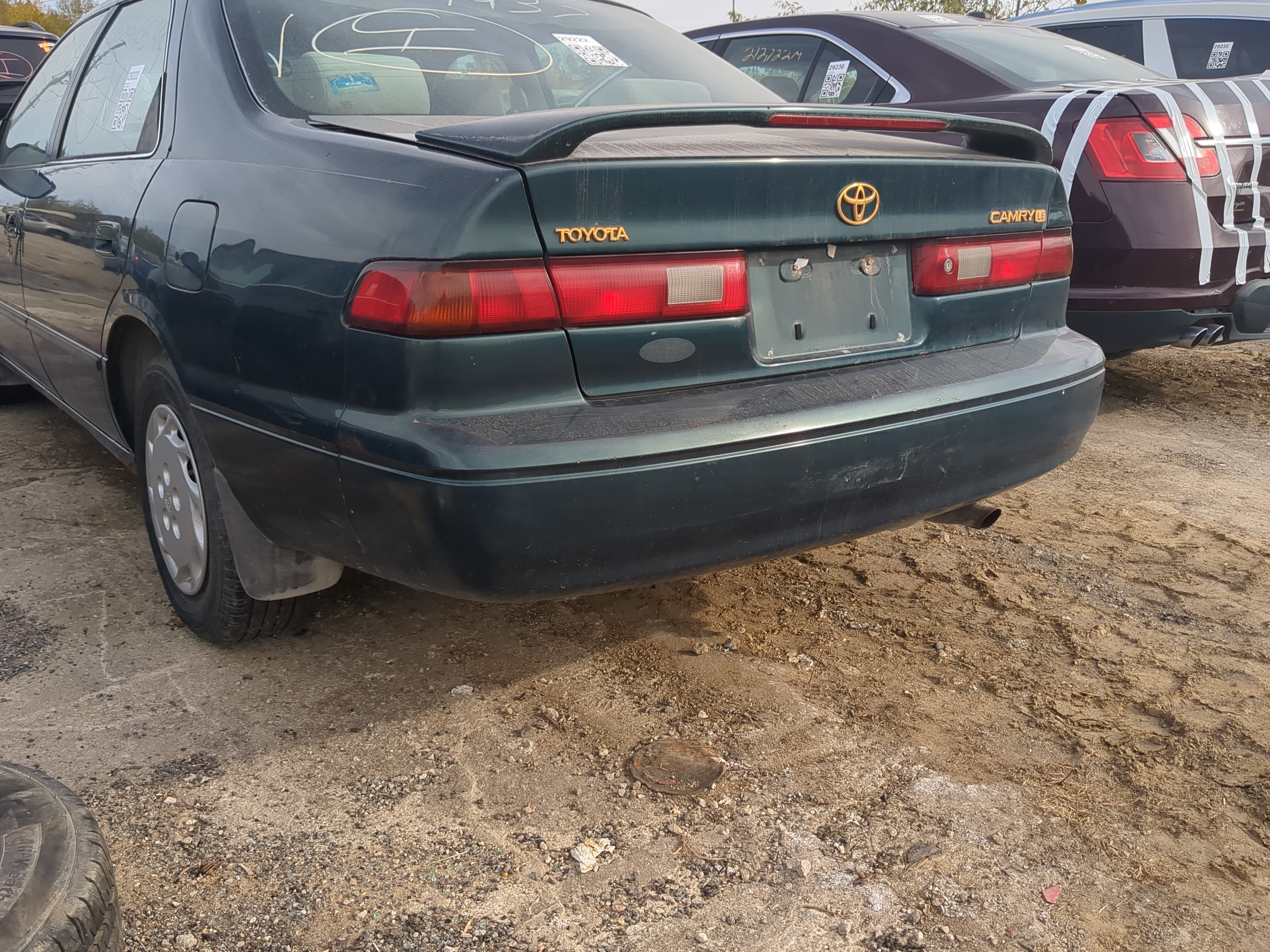 1997-1999 Toyota Camry Rear Bumper Assembly Oem 1205408 - Oemusedautoparts1.com