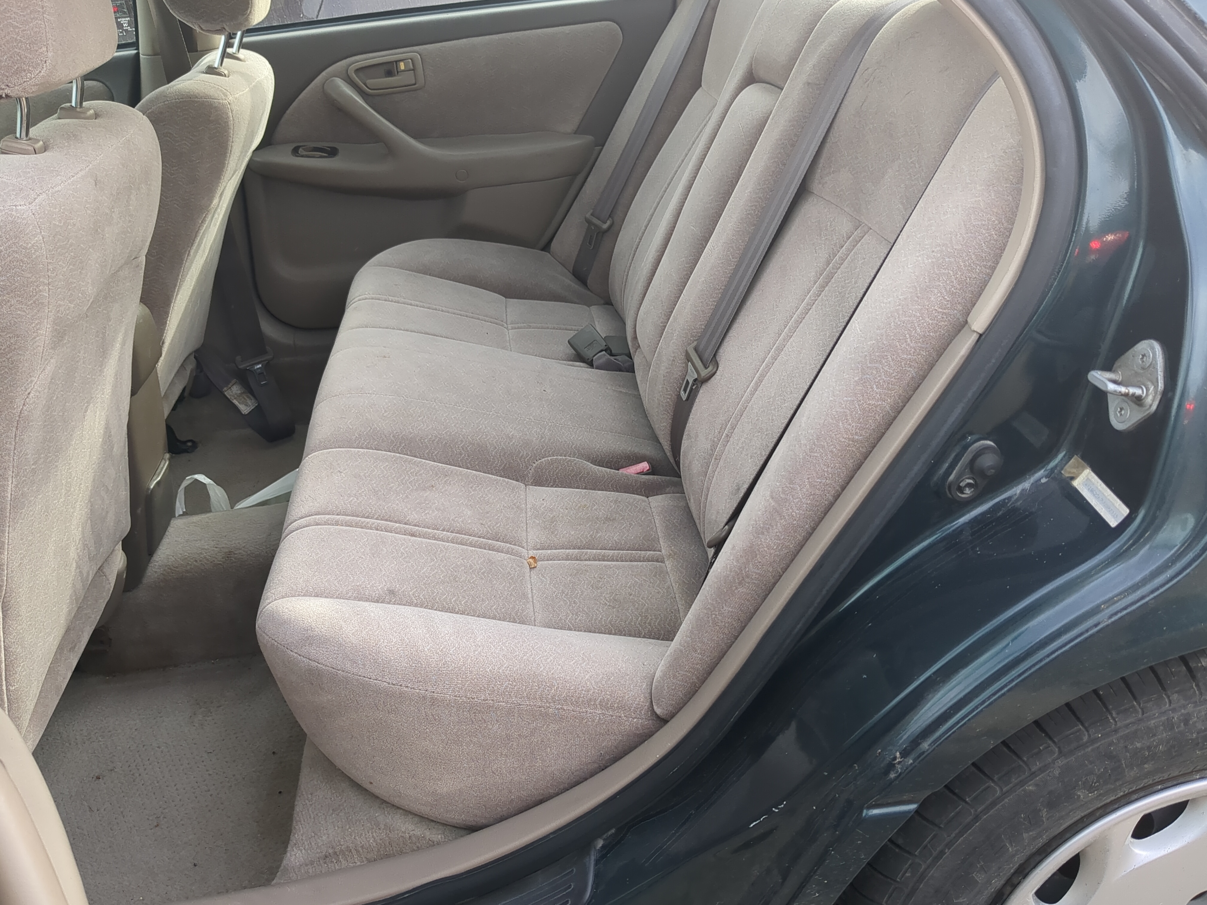 1997 Toyota Camry Rear Seat Oem 1205518 - Oemusedautoparts1.com