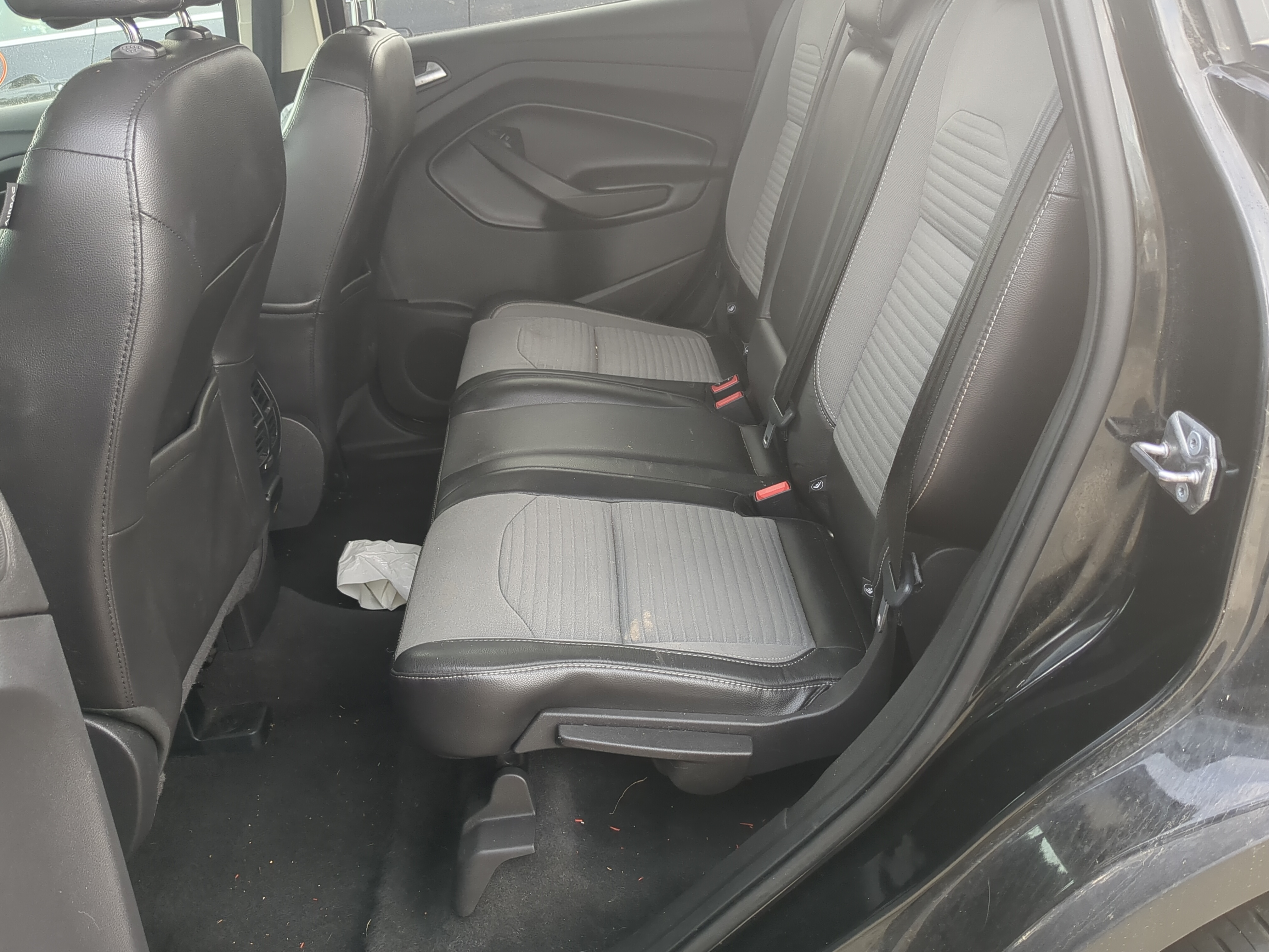2017 Ford Escape Rear Seat Oem 1205682 - Oemusedautoparts1.com