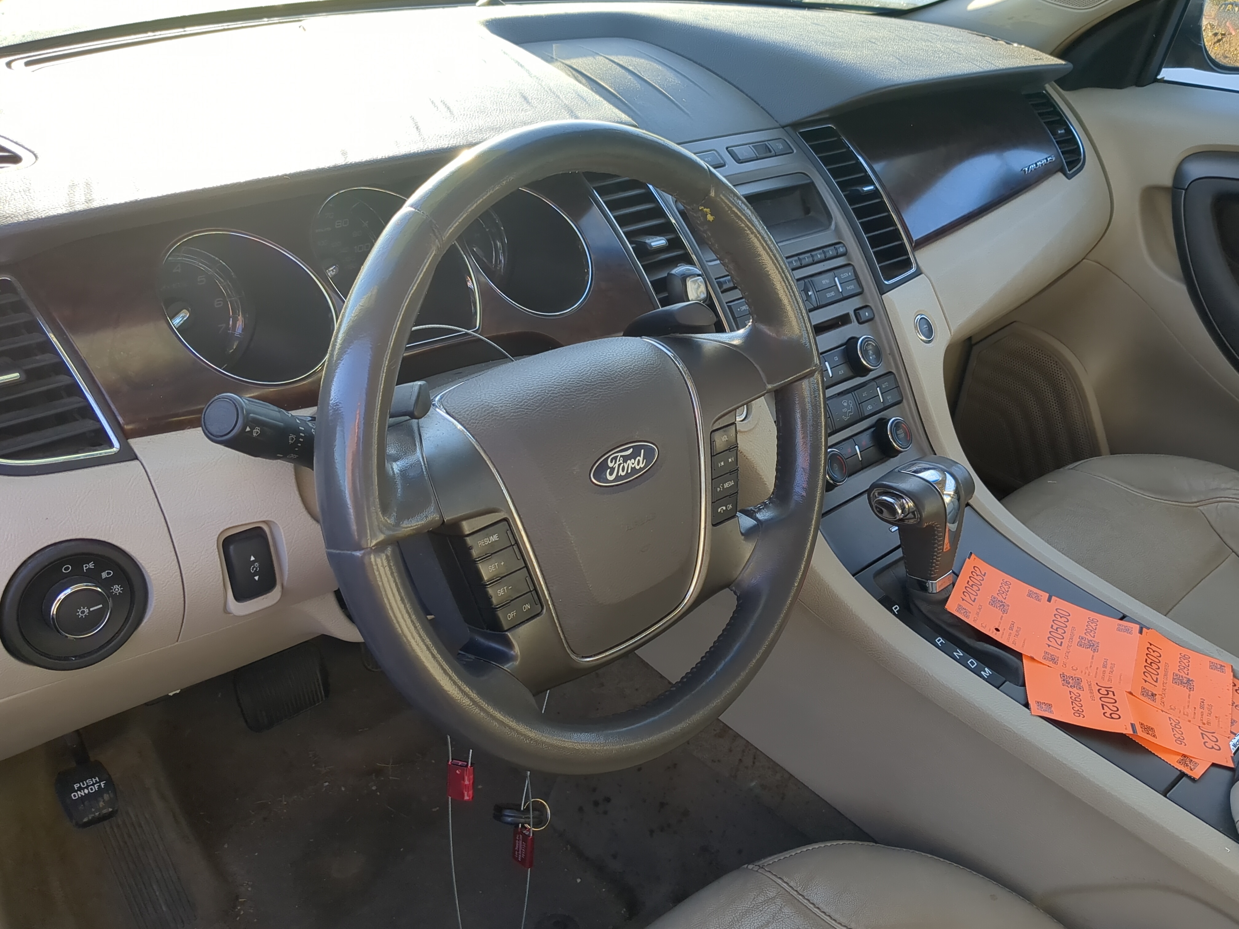 2011-2012 Ford Taurus Air Bag Driver Left Steering Wheel Mounted 1205746 - Oemusedautoparts1.com