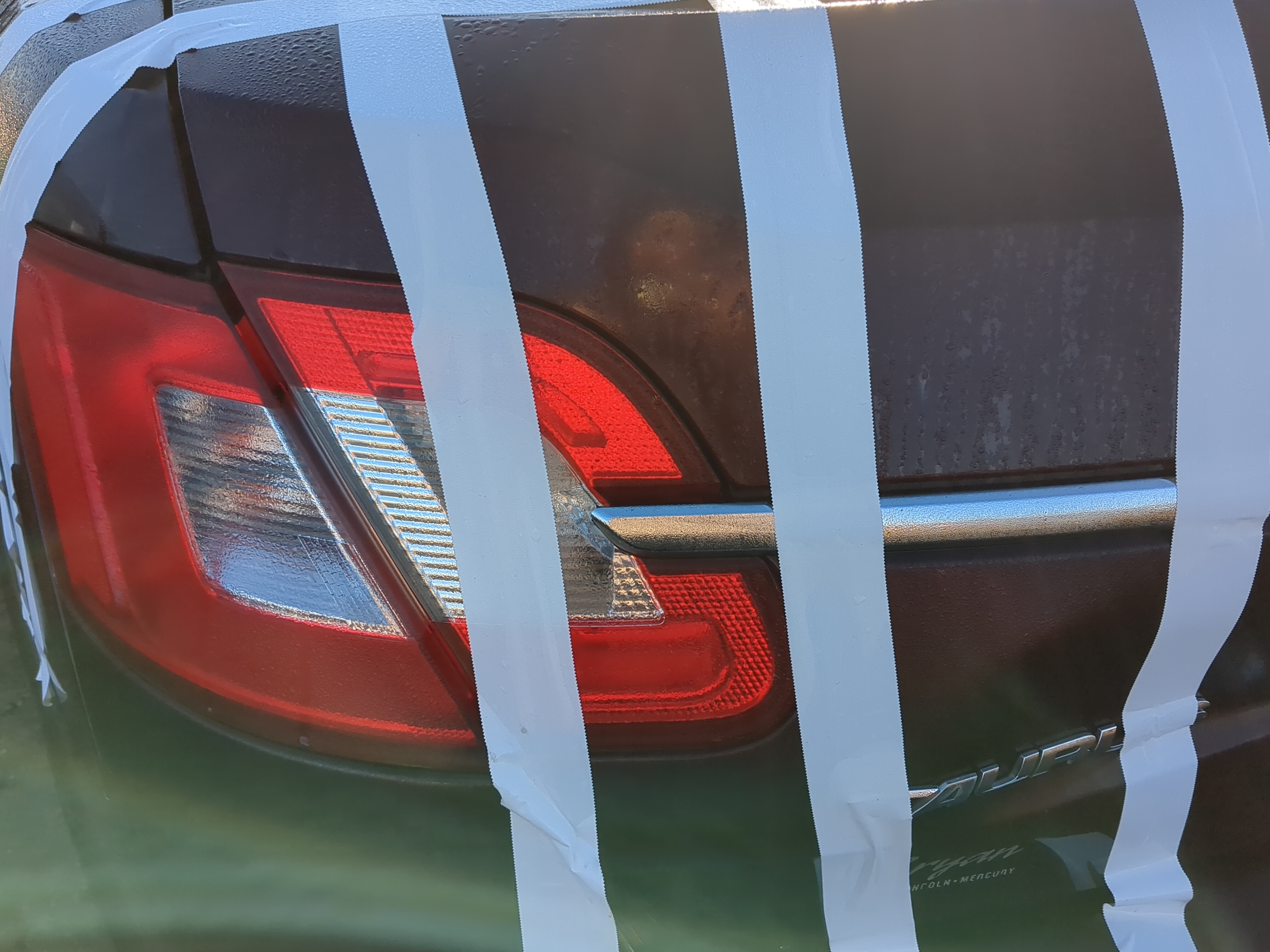 2010 Ford Taurus Driver Left Side Tail Light Taillight Deck Lid Mounted 1205770 - Oemusedautoparts1.com