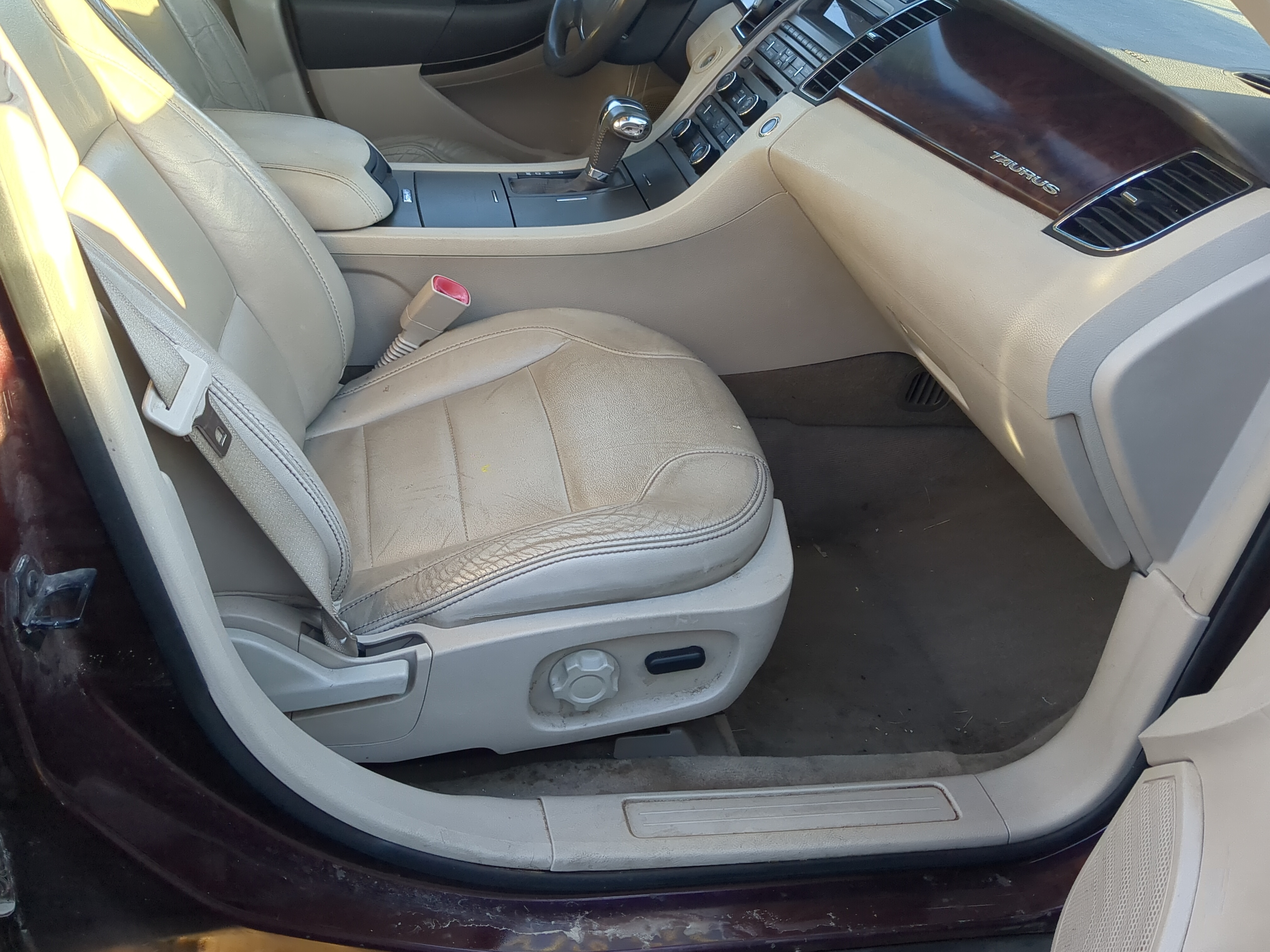 2010-2012 Ford Taurus Passenger Front Seat Oem 1205812 - Oemusedautoparts1.com